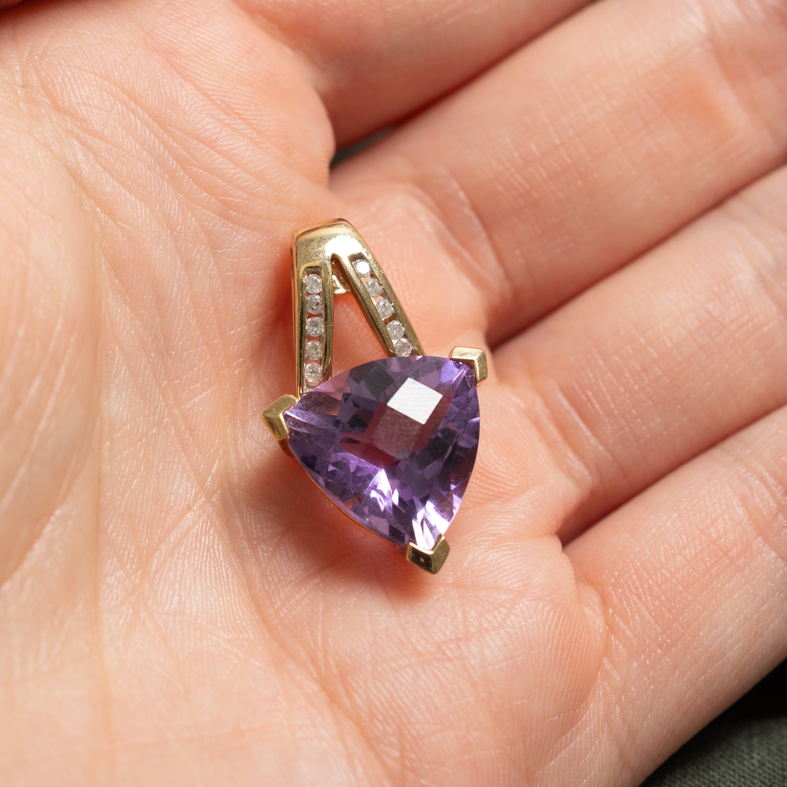 Trilliant Cut Amethyst & Diamond Pendant | 9.5ct, 0.08ctw |