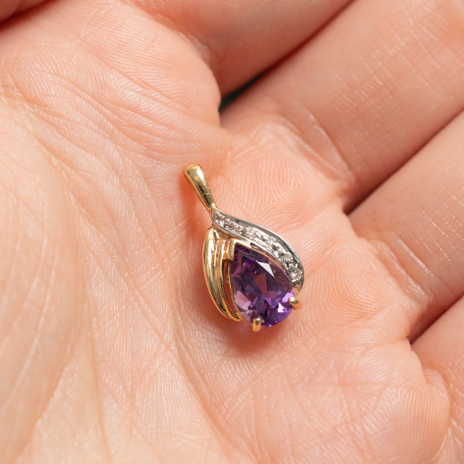 Pear Cut Amethyst & Diamond Pendant | 1.00ct, 0.02ctw |