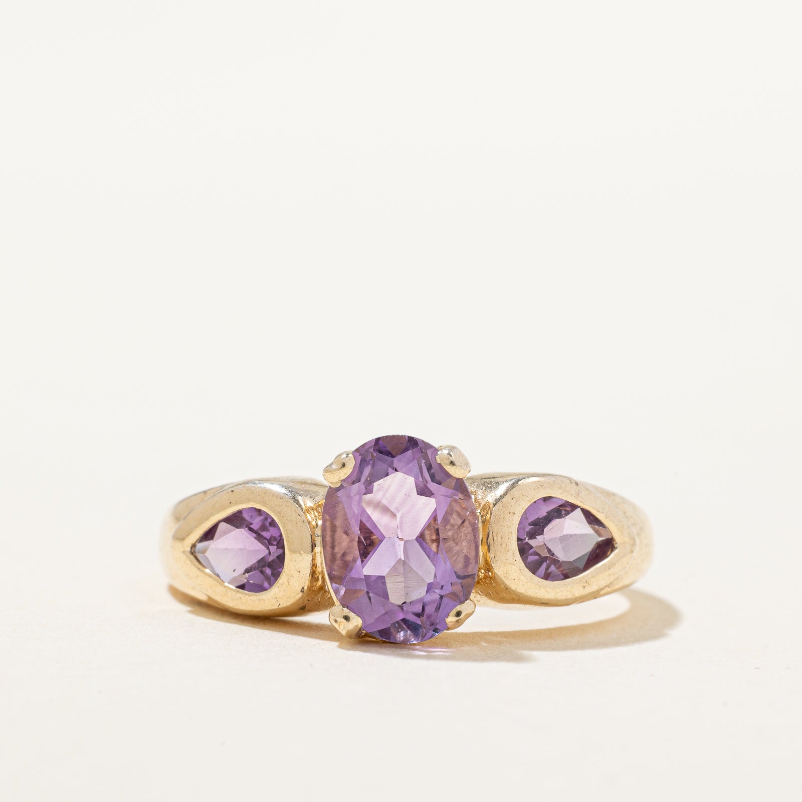 Bague trois pierres en améthyste | 1,5 ct au total | Taille 7 |