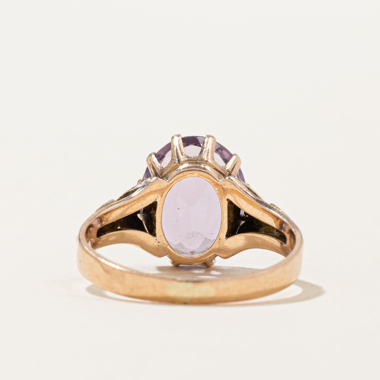 Bague en améthyste gravée | 3,00 ct | Taille 5,25 |