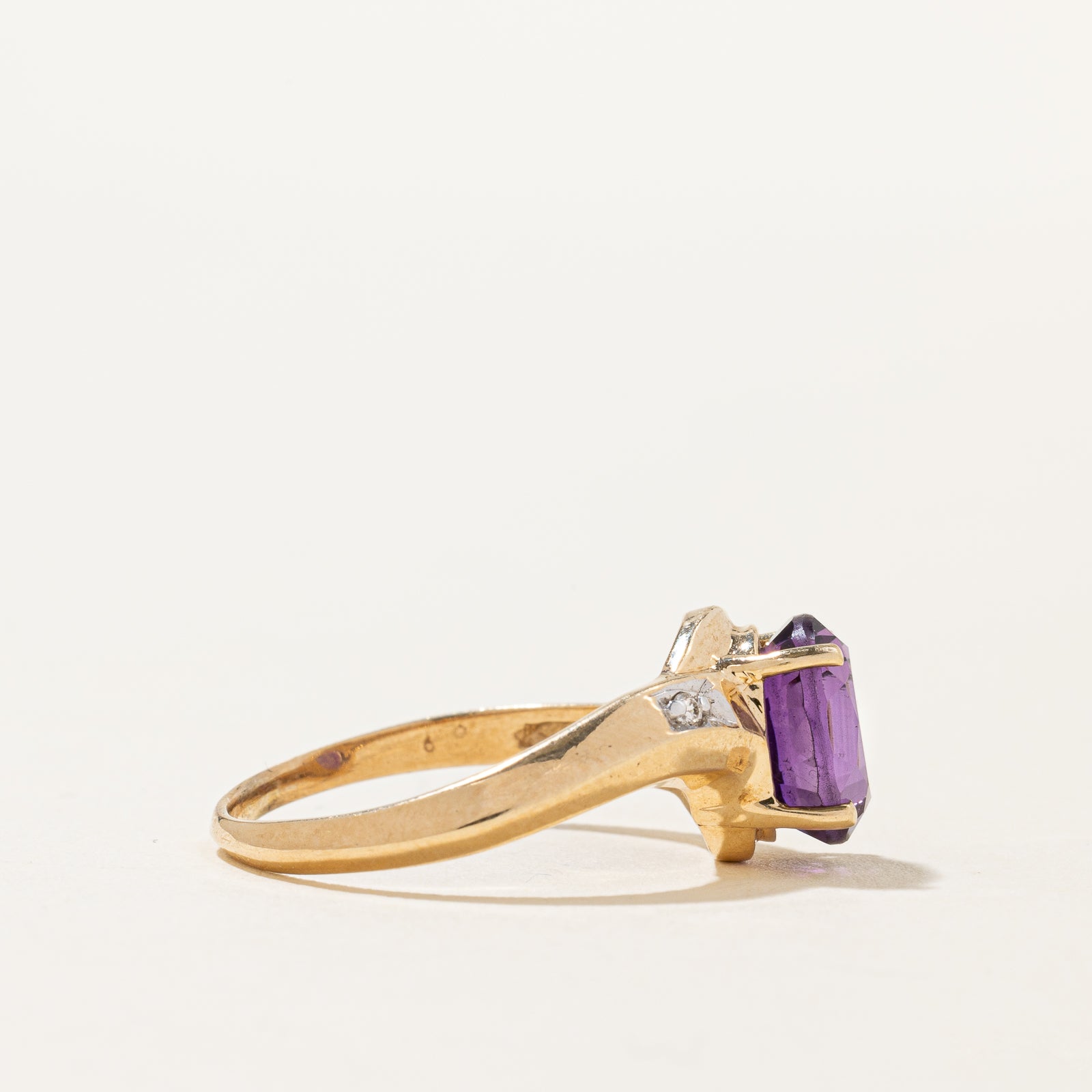Amethyst & Diamond Bypass Ring | 1.90ct, 0.03ctw | SZ 7.25 |