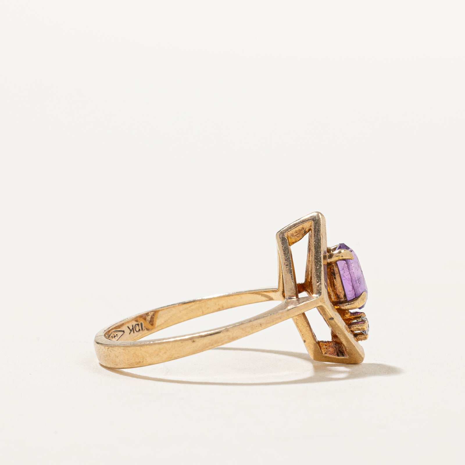 'Birks' Amethyst & Diamond Ring | 0.30ct, 0.015ct | SZ 5.25 |