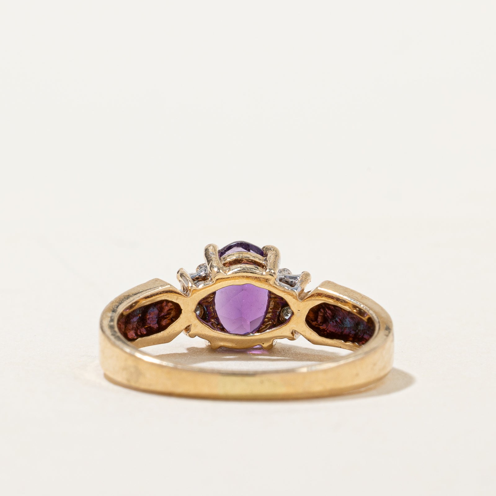 Amethyst & Diamond Ring | 0.60ct, 0.04ctw | SZ 5.5 |