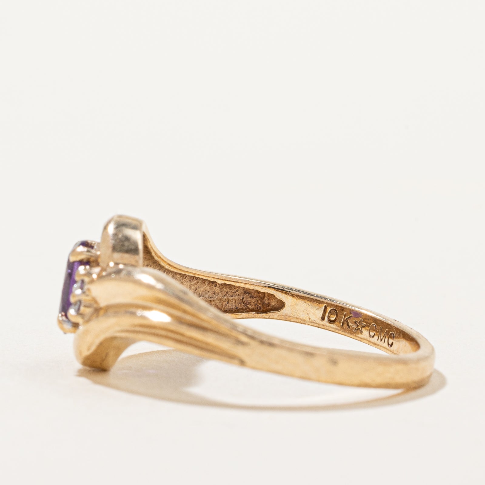Amethyst & Diamond Ring | 0.20ct, 0.02ctw | SZ 7 |