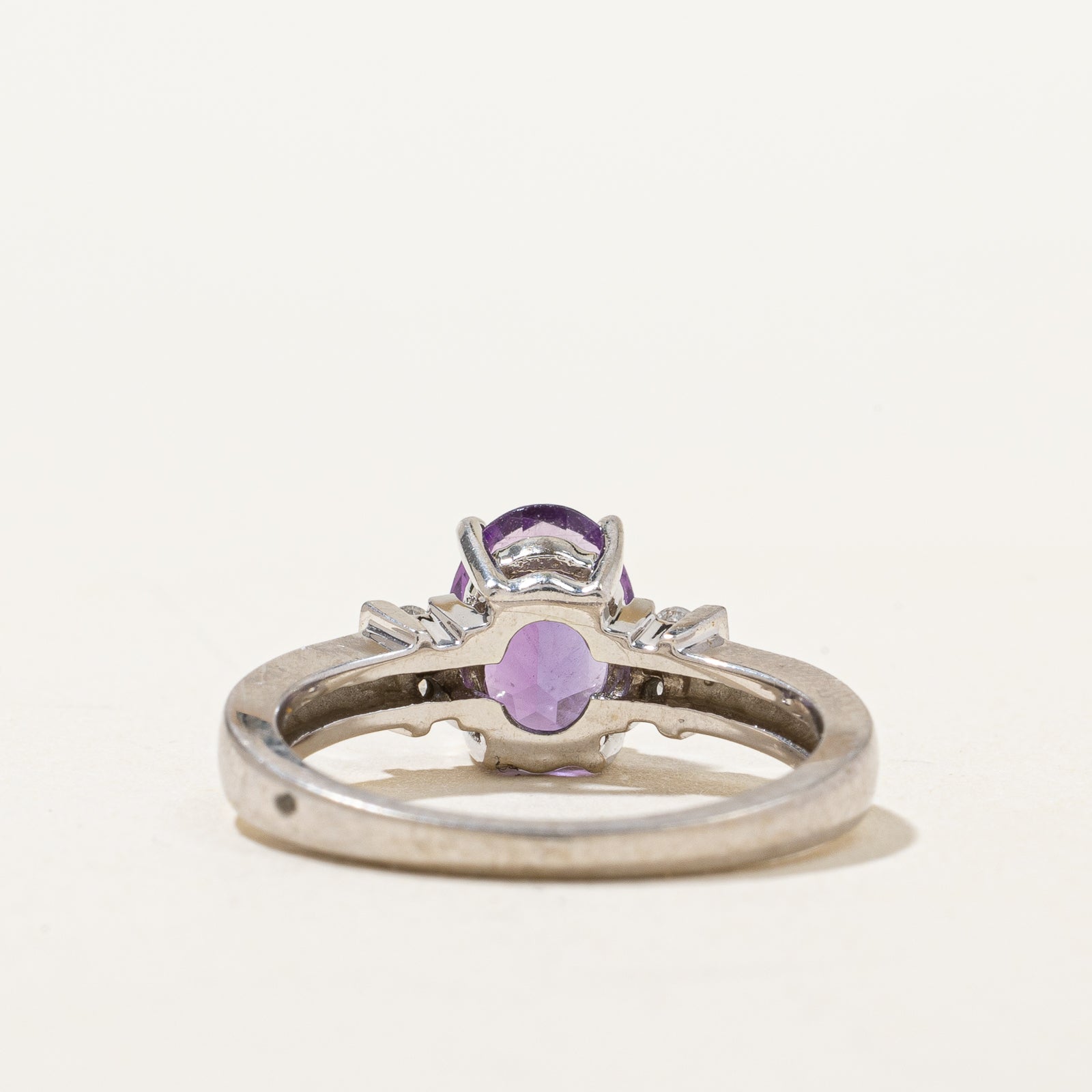 Oval Cut Amethyst & Diamond Ring | 1.00ct, 0.08ctw | SZ 6 |