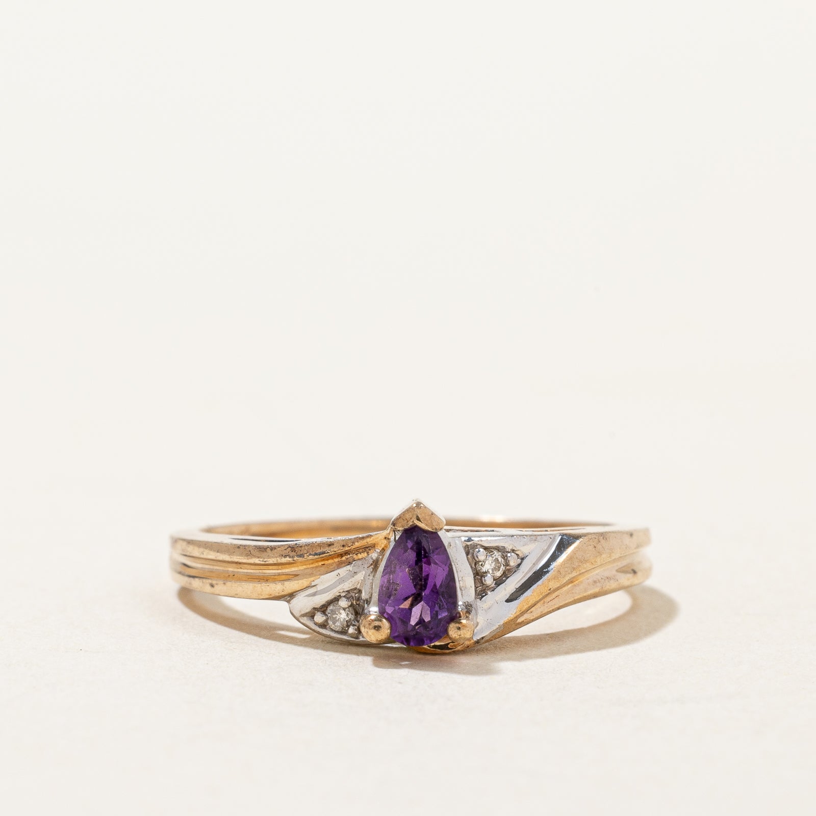 Amethyst & Diamond Ring | 0.16ct, 0.01ctw | SZ 6.25 |