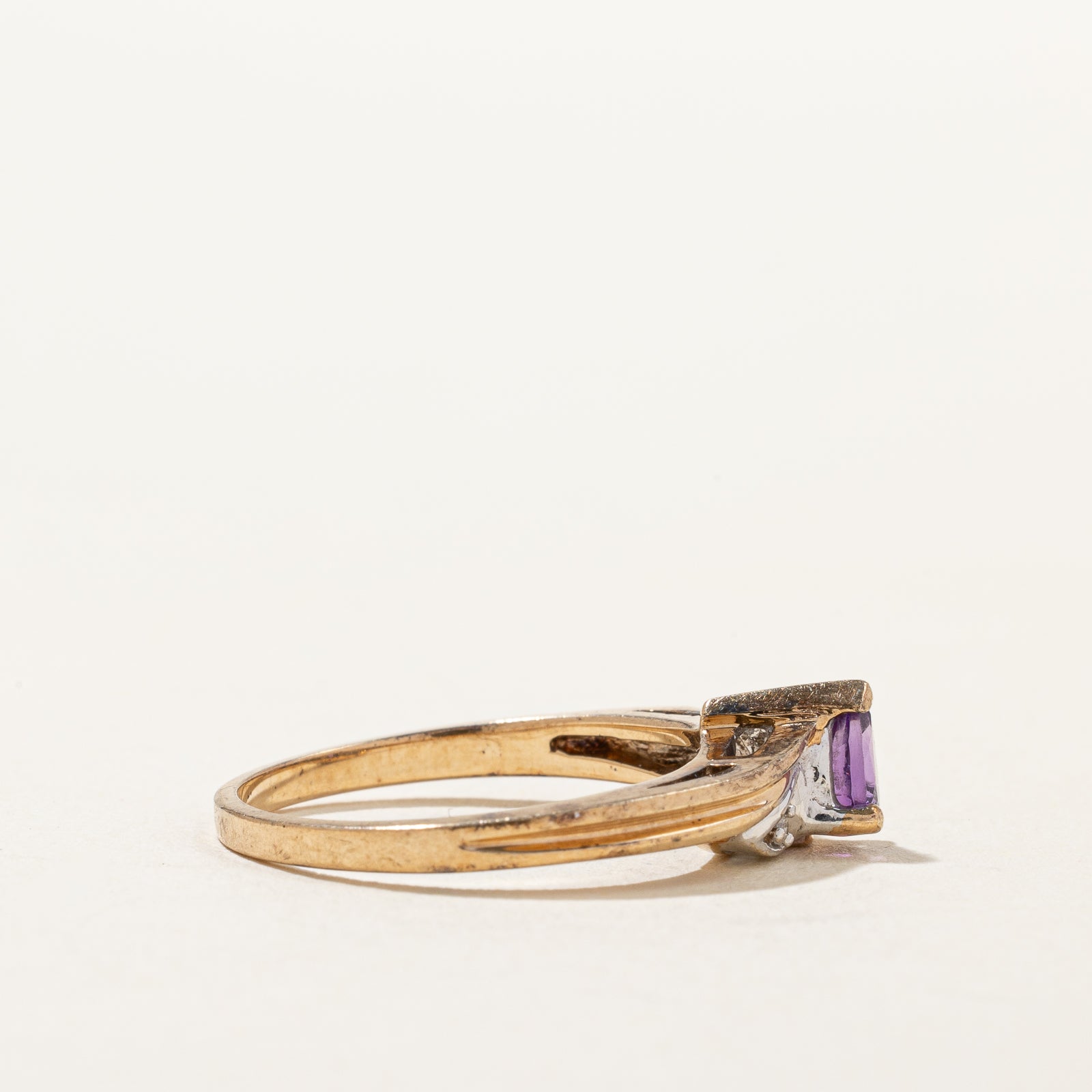 Amethyst & Diamond Ring | 0.16ct, 0.01ctw | SZ 6.25 |