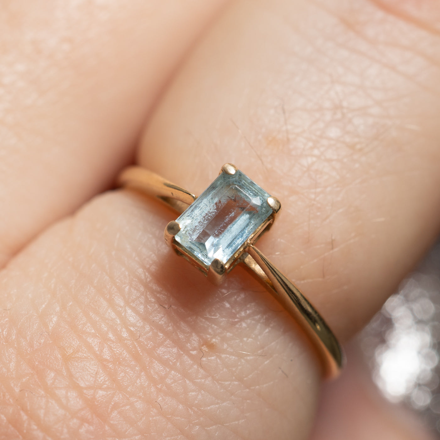 Bague solitaire en aigue-marine taille émeraude | 0,50 ct | Taille 6,75 |
