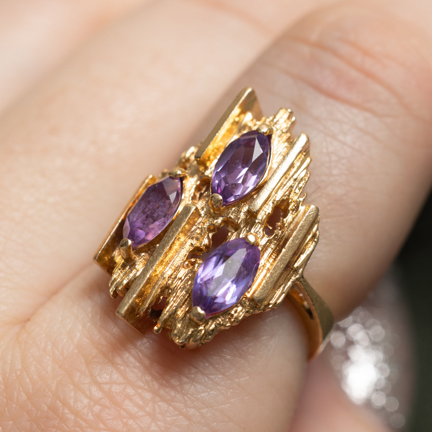 Synthetic Purple Sapphire Textured Cocktail Ring | 1.80ctw | SZ 6.75 |