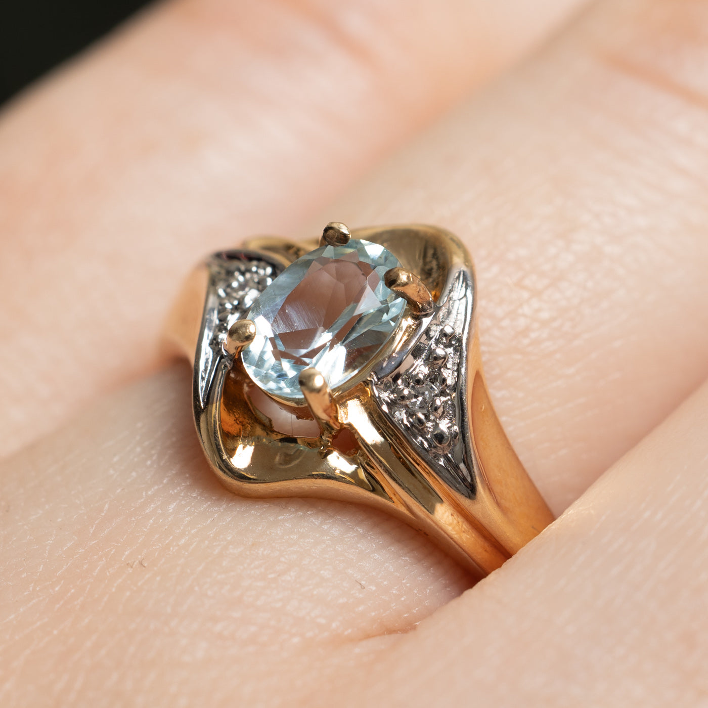 Aquamarine & Diamond Cocktail Ring | 0.70ct, 0.01ctw | SZ 6.5 |