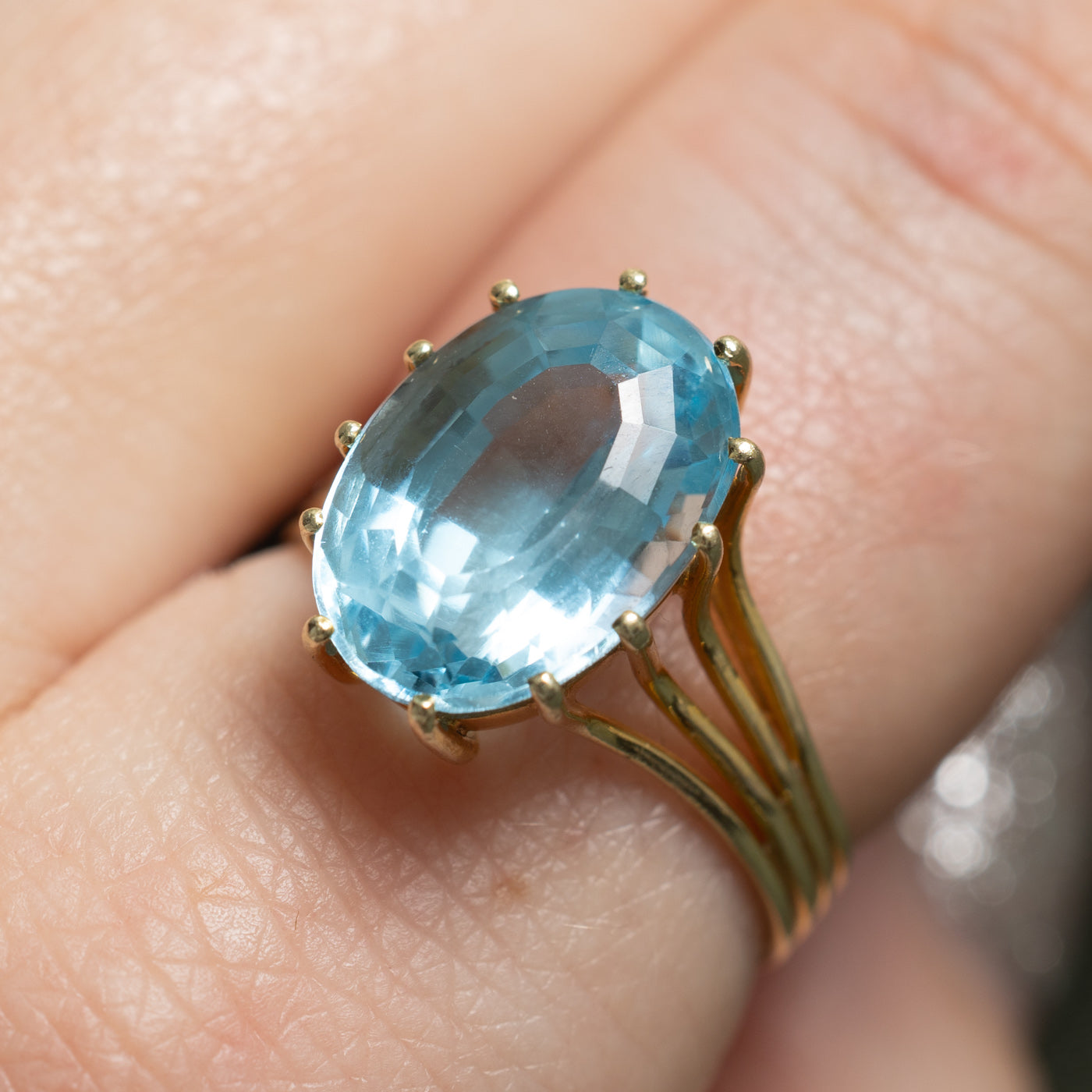 Oval Cut Topaz Cocktail Ring | 7.00ct | SZ 7.25 |