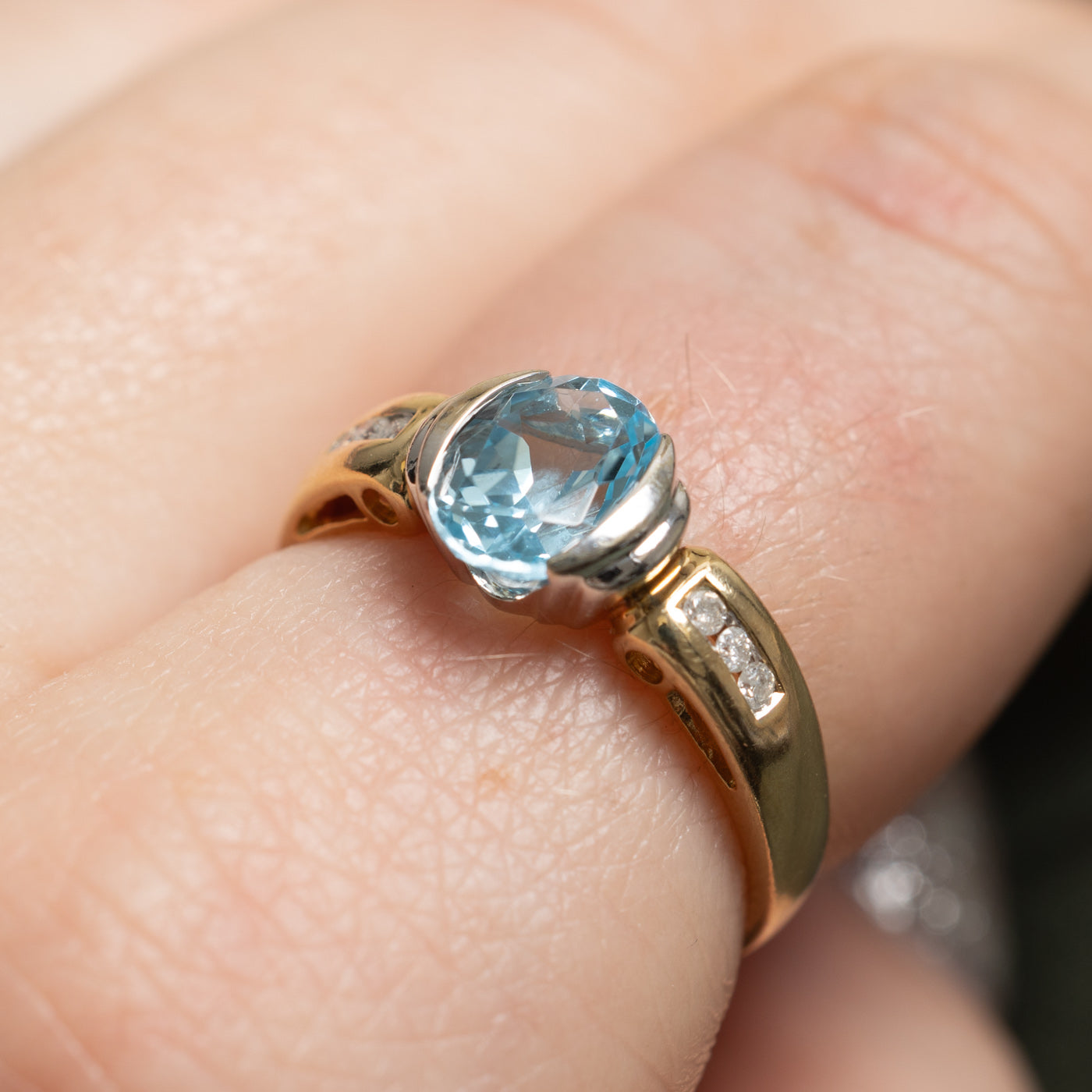 Oval Cut Topaz & Diamond Ring | 1.40ct, 0.06ctw | SZ 6.75 |