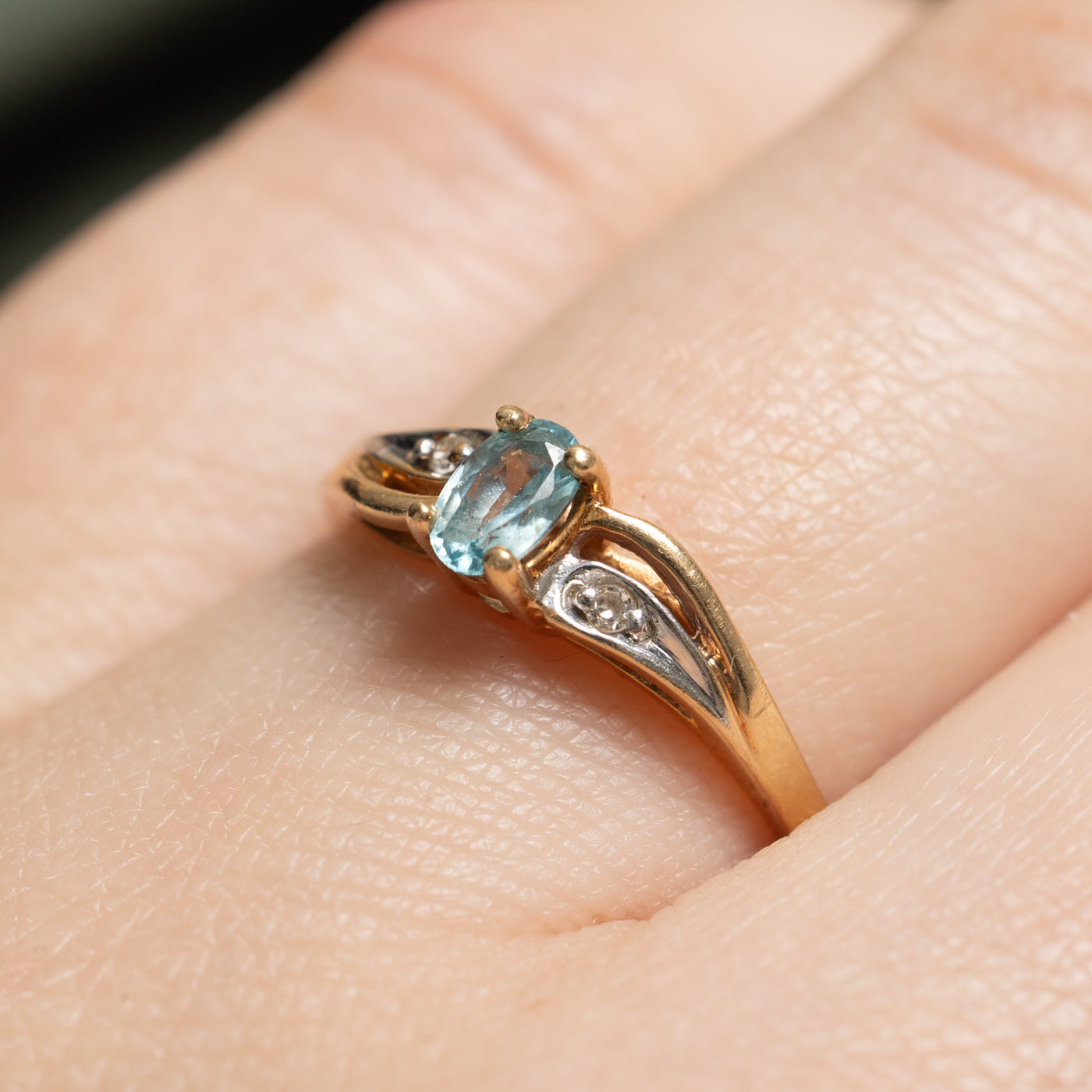 Oval Cut Topaz & Diamond Ring | 0.20ct, 0.01ctw | SZ 6.25 |