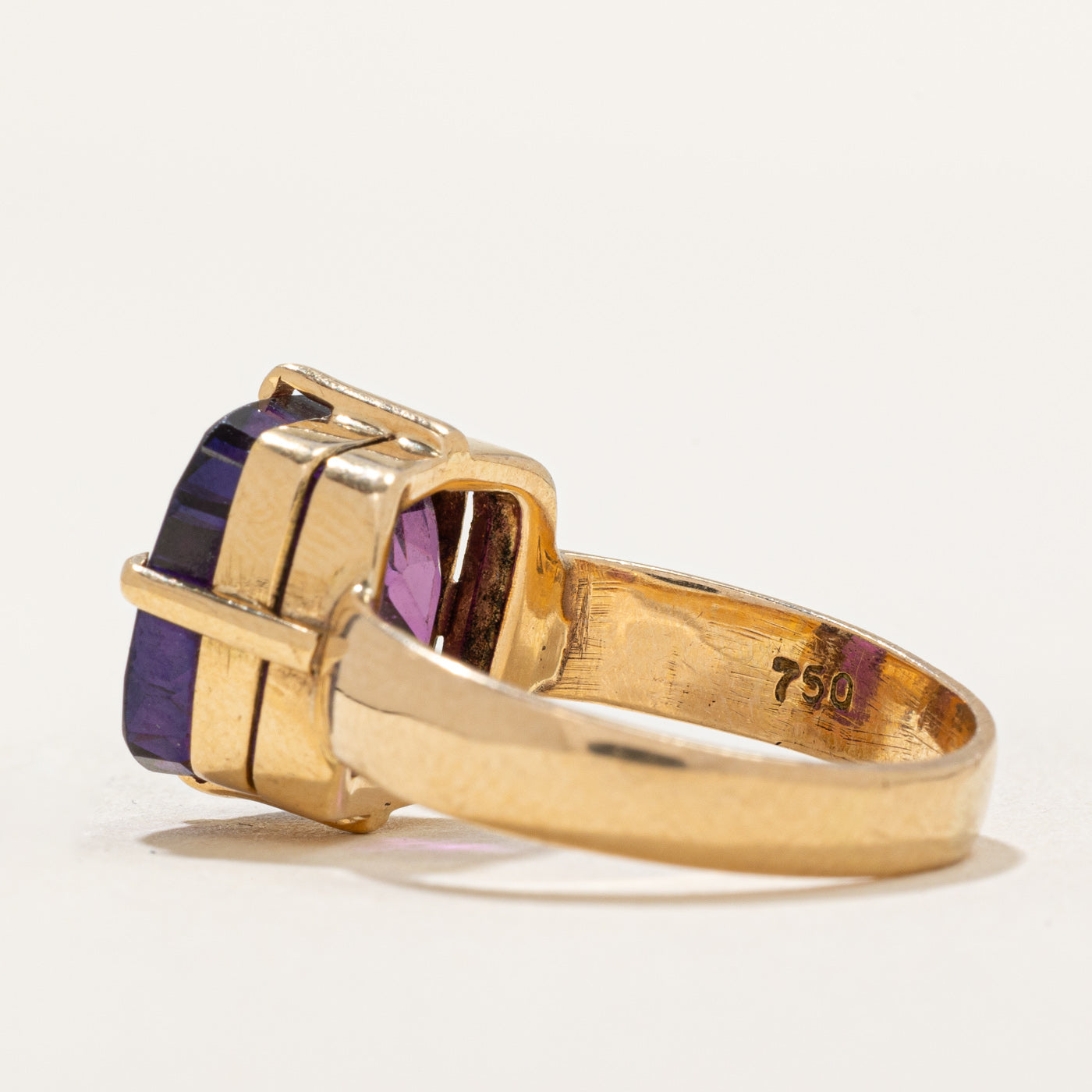 Synthetic Colour Change Sapphire Cocktail Ring | 7.00ct | SZ 6.75 |