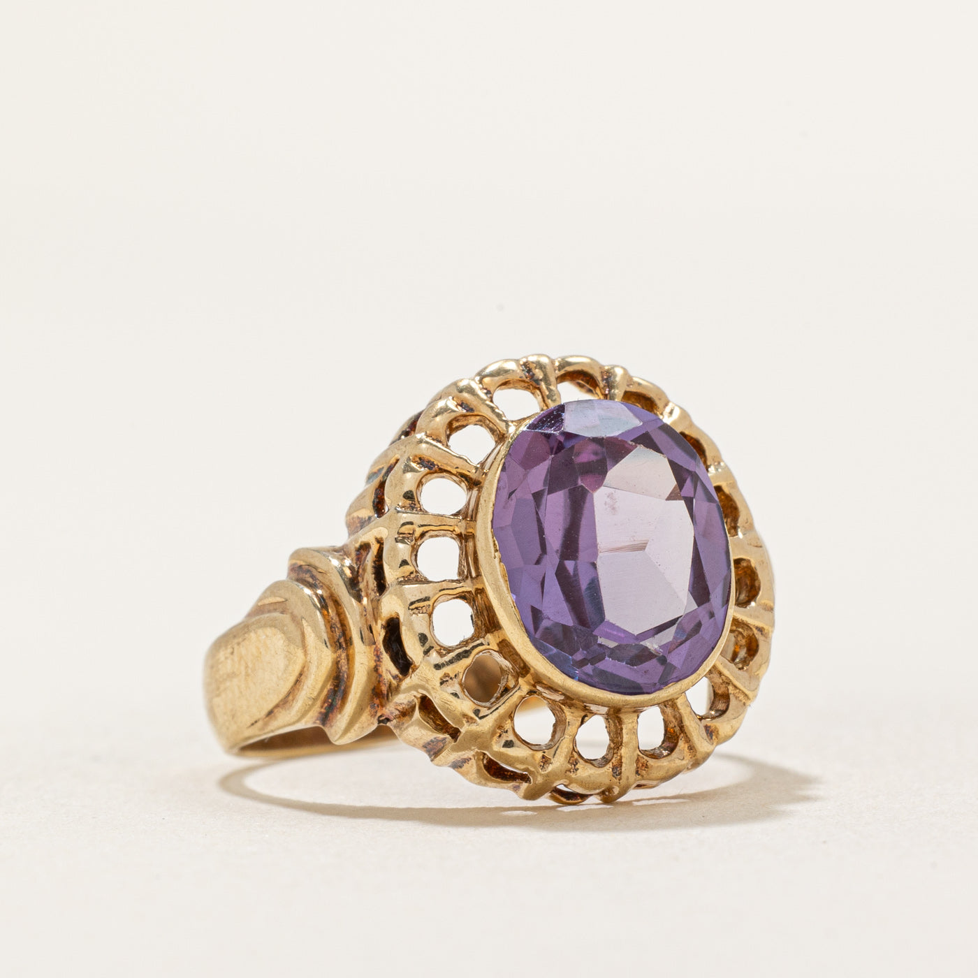 Synthetic Colour Change Sapphire Cocktail Ring | 2.65ct | SZ 6.25 |