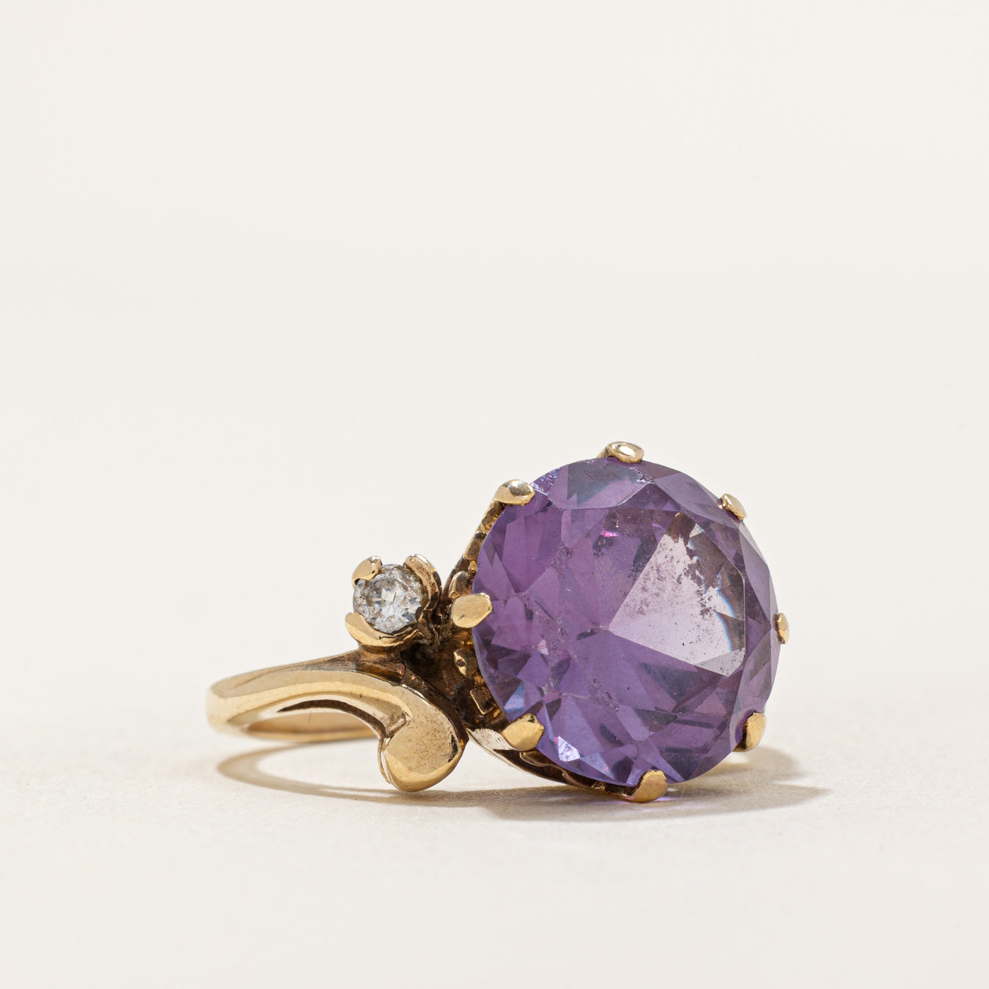 Synthetic Colour Change Sapphire & Spinel Cocktail Ring | 7.00ct, 0.20ctw | SZ 5 |