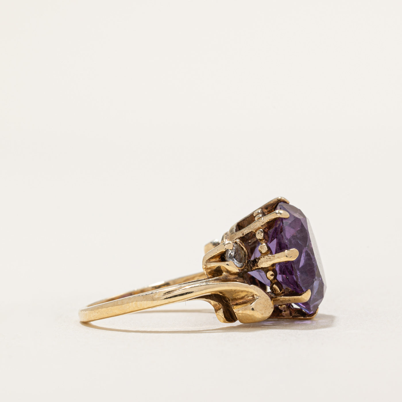 Synthetic Colour Change Sapphire & Spinel Cocktail Ring | 7.00ct, 0.20ctw | SZ 5 |