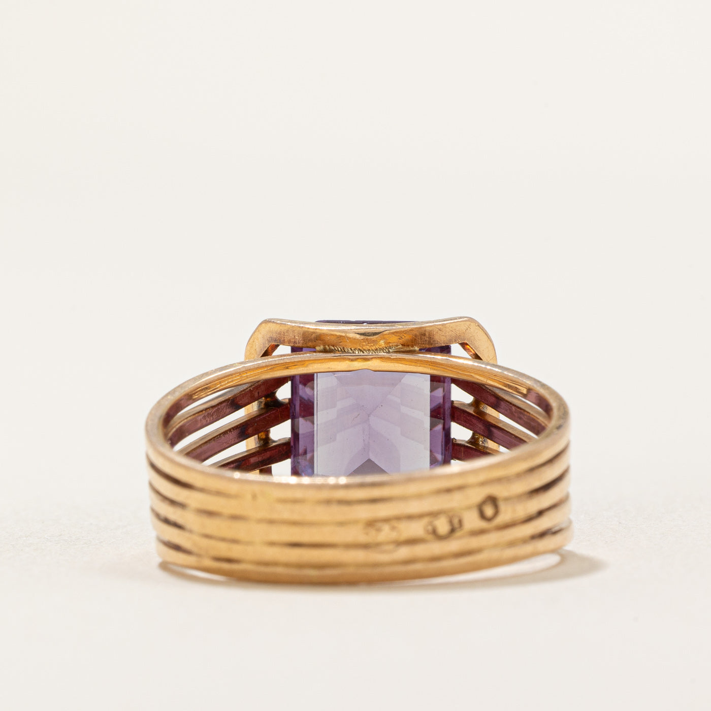 Synthetic Colour Change Sapphire Cocktail Ring | 4.20ct | SZ 8 |
