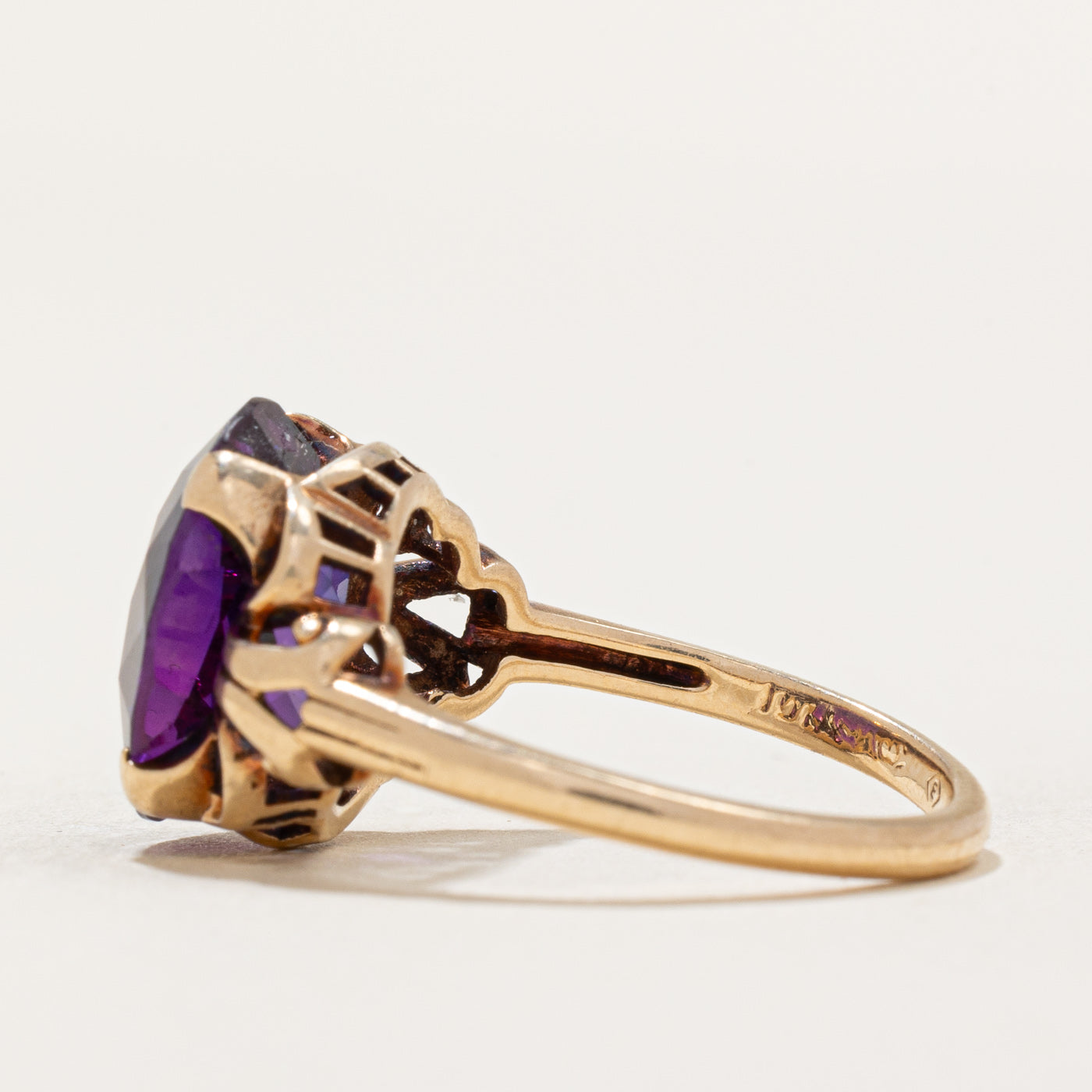 Synthetic Colour Change Sapphire Cocktail Ring | 5.00ct | SZ 8 |
