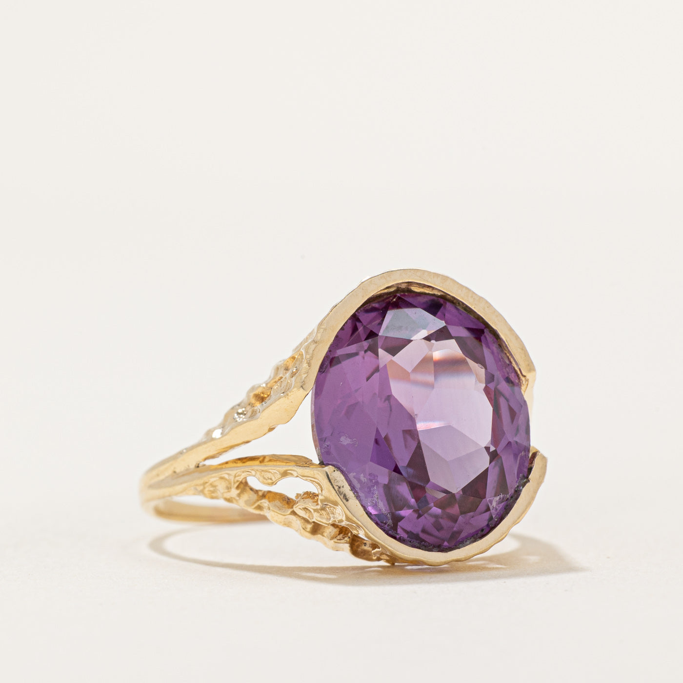 Synthetic Colour Change Sapphire Cocktail Ring | 8.00ct | SZ 9.75 |