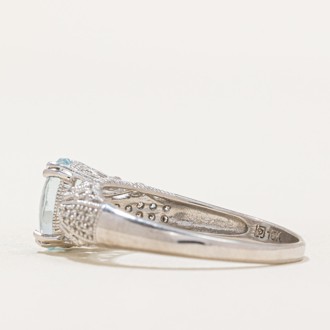 Bague en filigrane conique aigue-marine et diamants | 1,40 ct, 0,02 ct au total | Taille 9,75 |