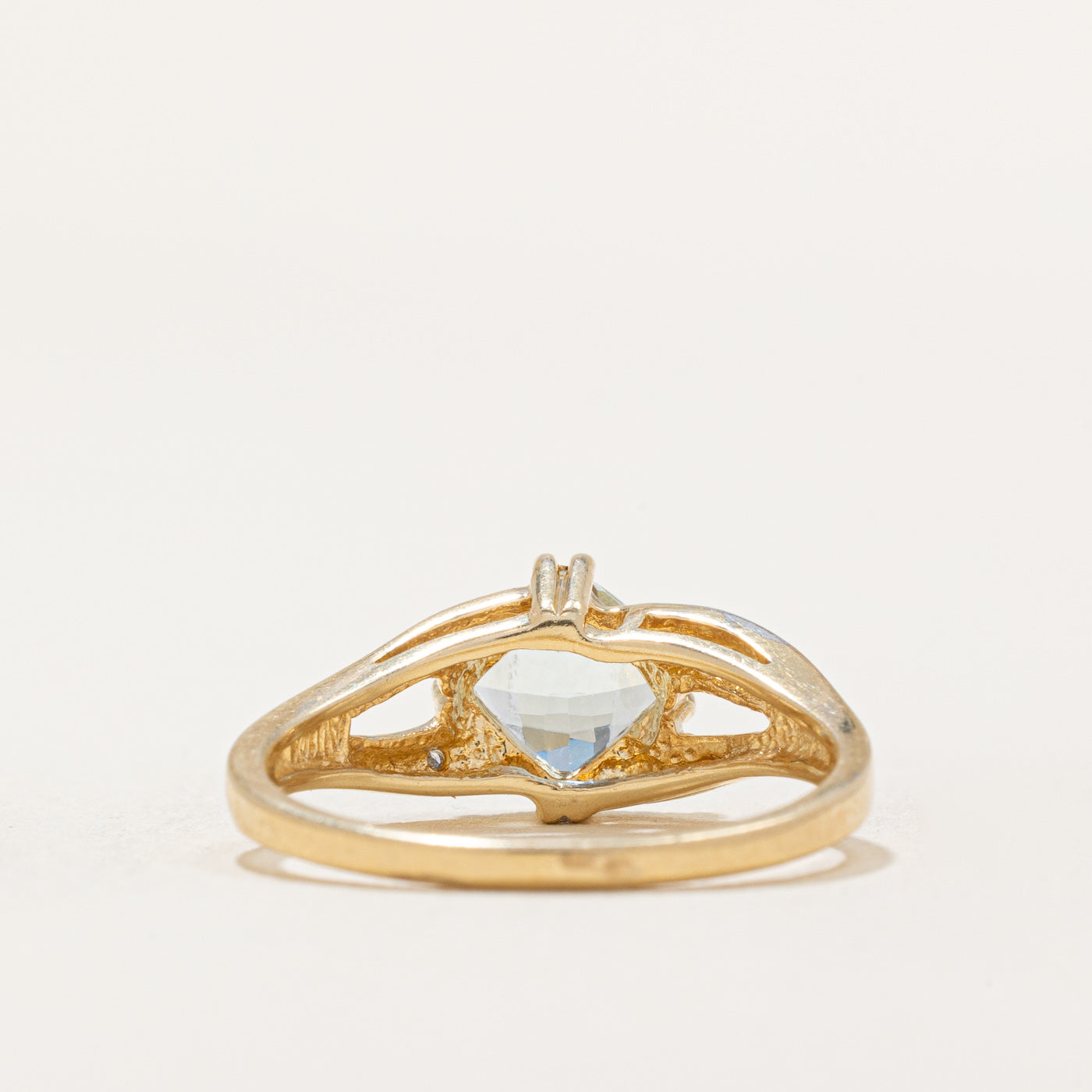 Aquamarine & Diamond Cocktail Ring | 0.70ct, 0.005ctw | SZ 7 |
