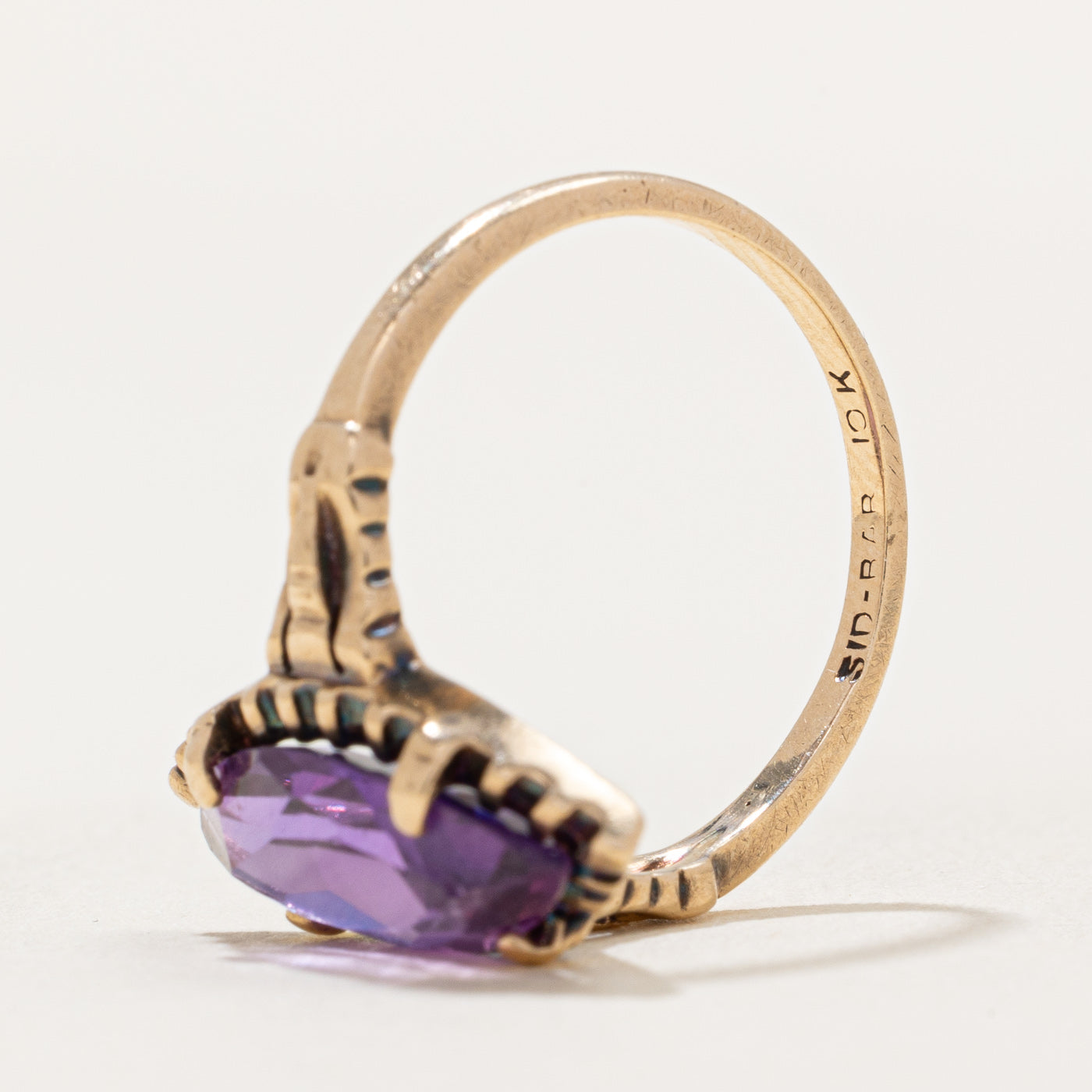 Bague en saphir synthétique à changement de couleur | 2,56 ct | Taille 6,5 |