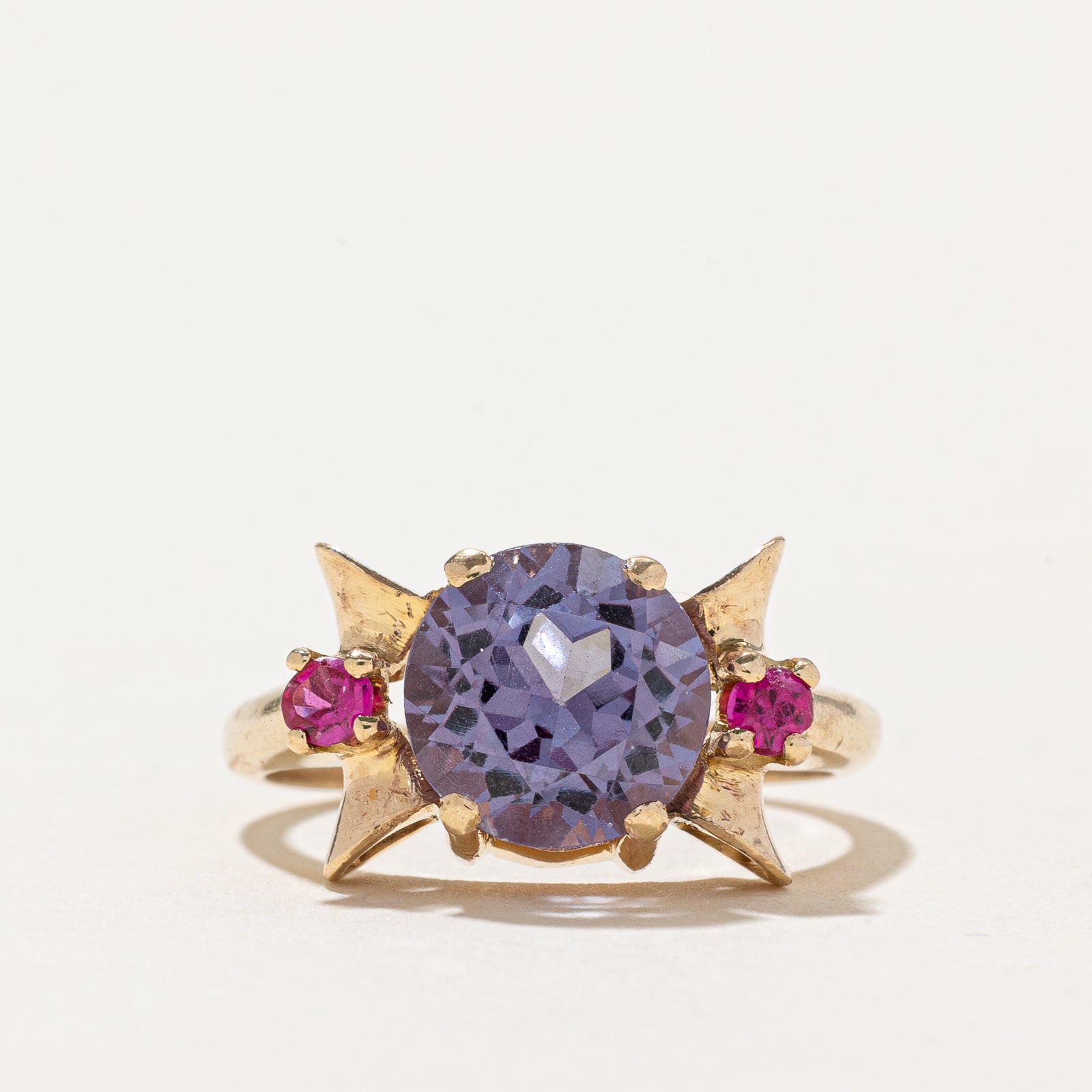 Synthetic Colour Change Sapphire & Synthetic Ruby Ring | 2.86ctw | SZ 6.5