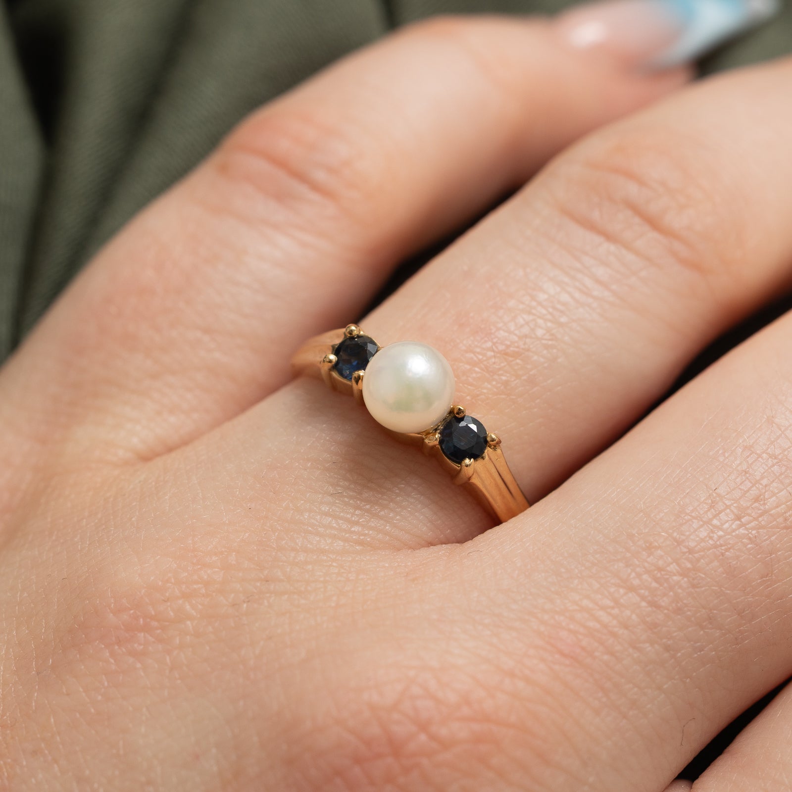 Pearl & Sapphire Ring | 0.30ctw | SZ 8