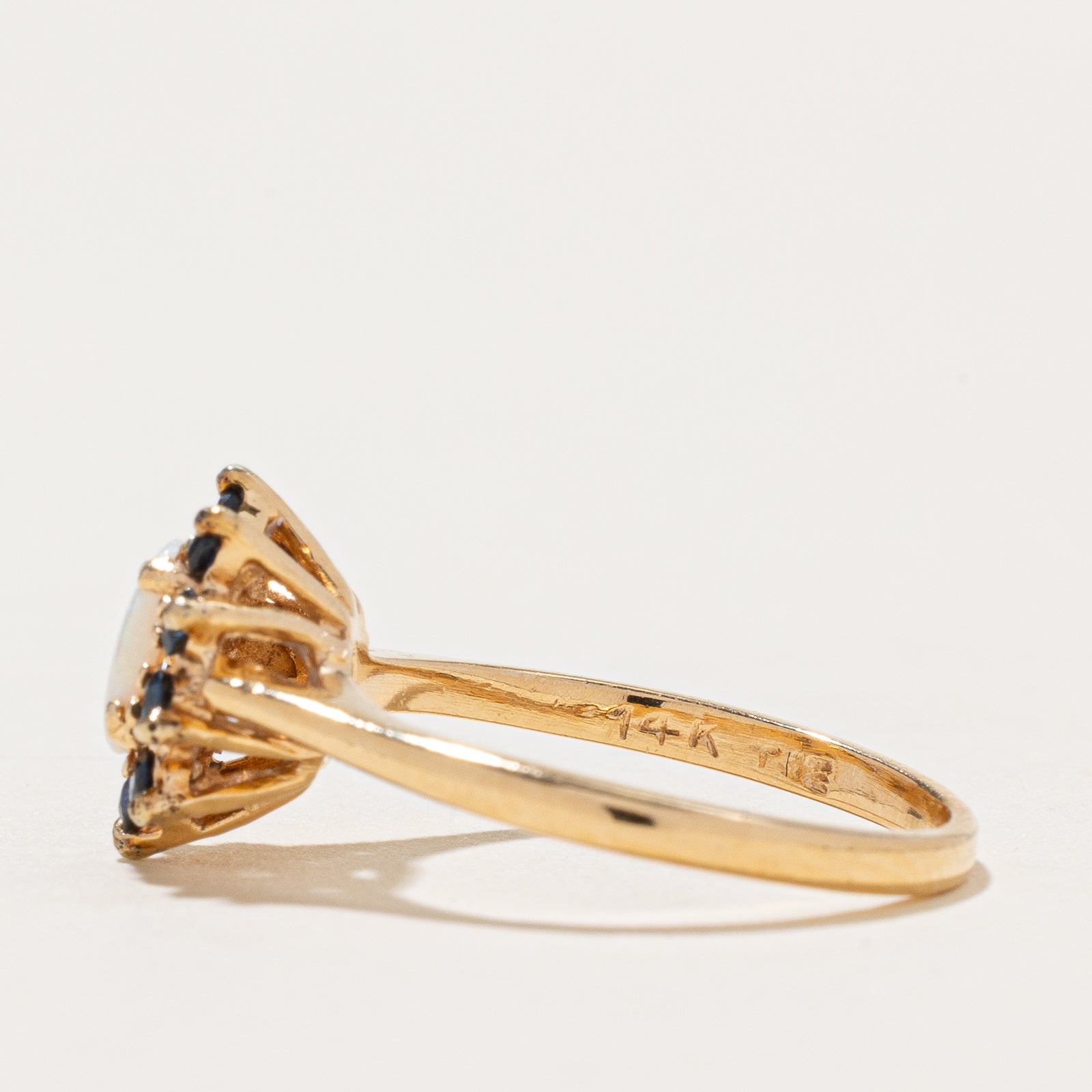 Bague halo opale et saphir | 0,45 ct | Taille 4,75