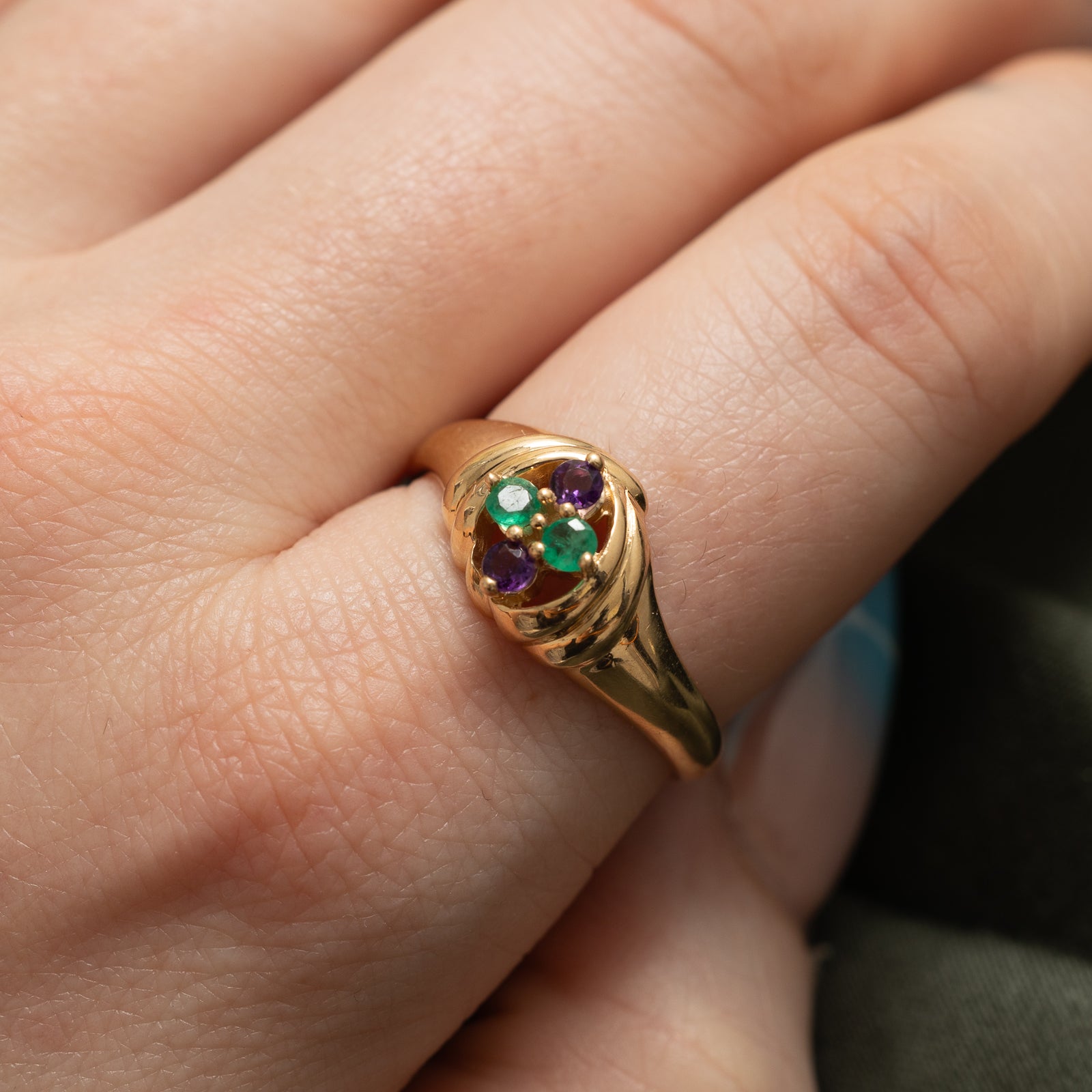 Emerald & Amethyst Grooved Ring | 0.26ctw | SZ 10.25