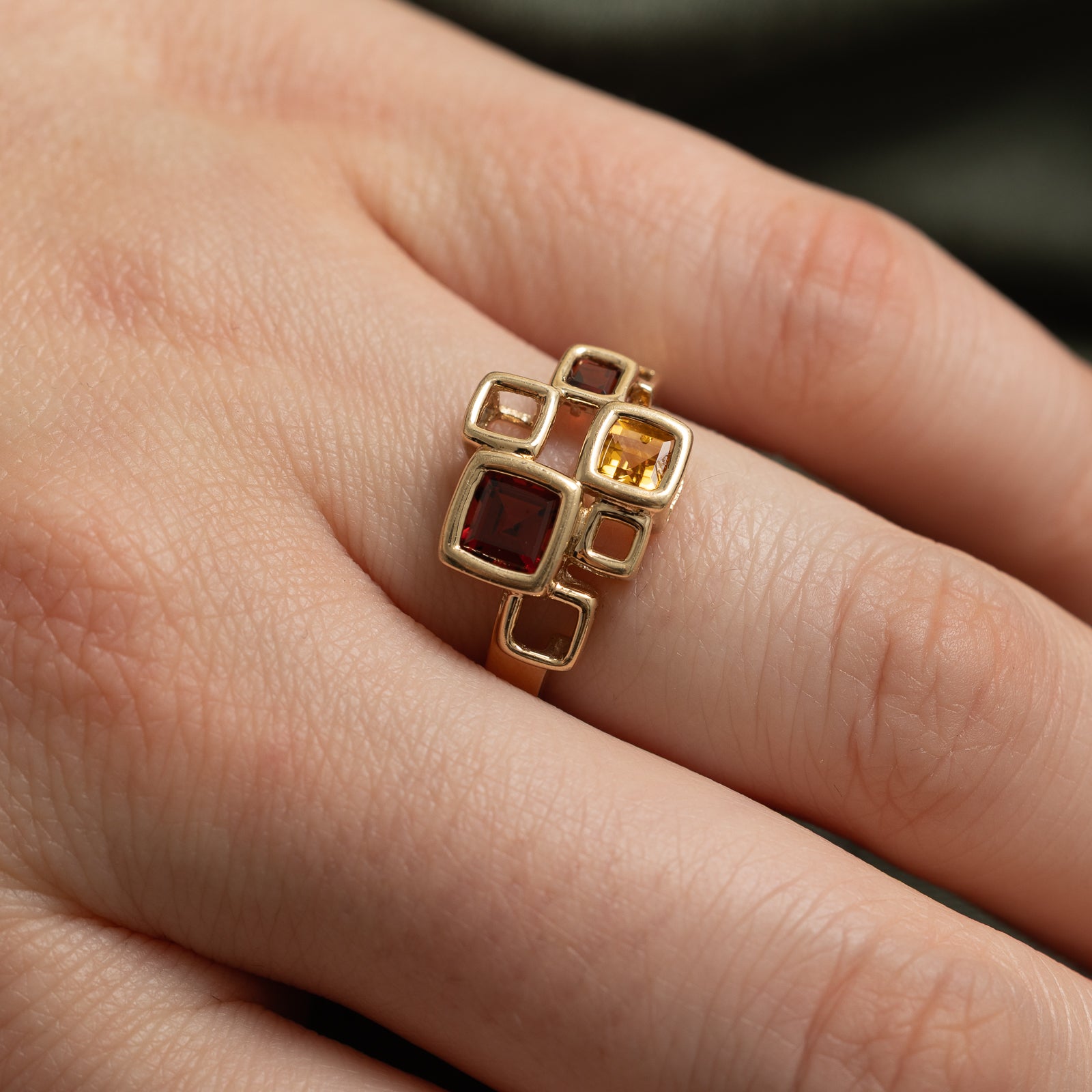 Scattered Garnet & Citrine Abstract Ring | 1.35ctw | SZ 6