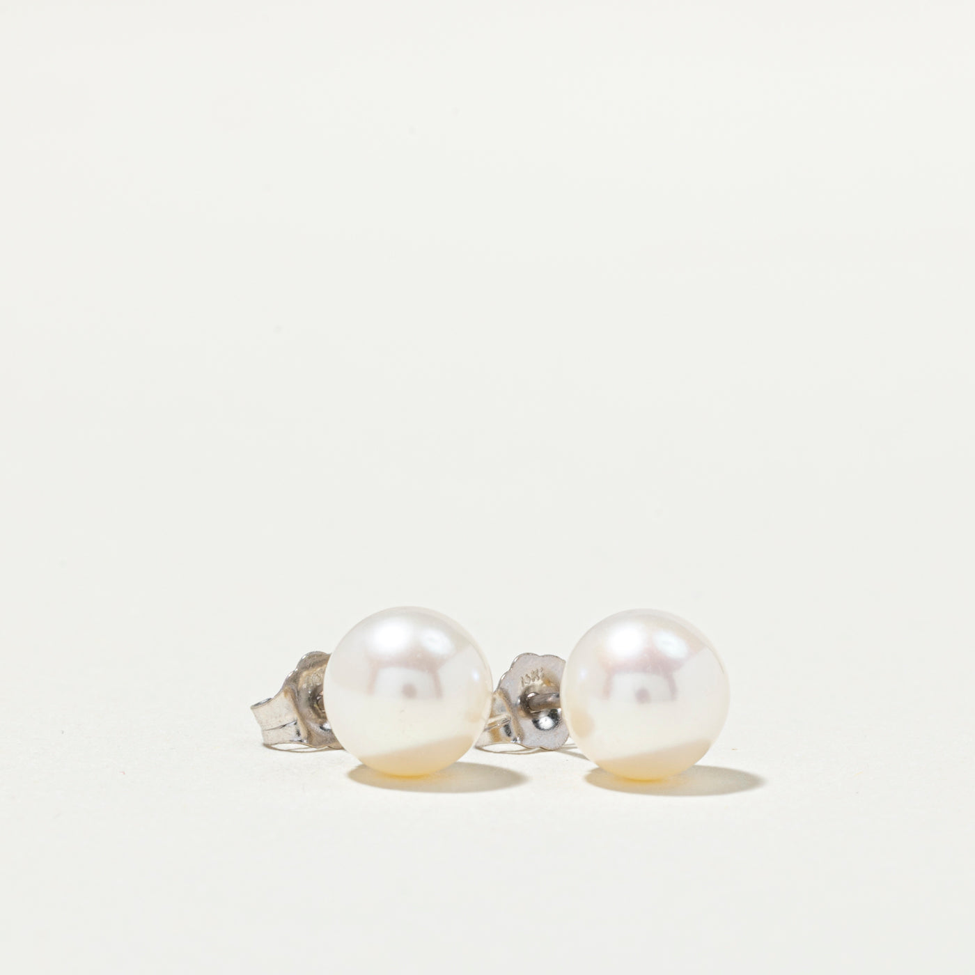 14K Solitaire Pearl Stud Earrings