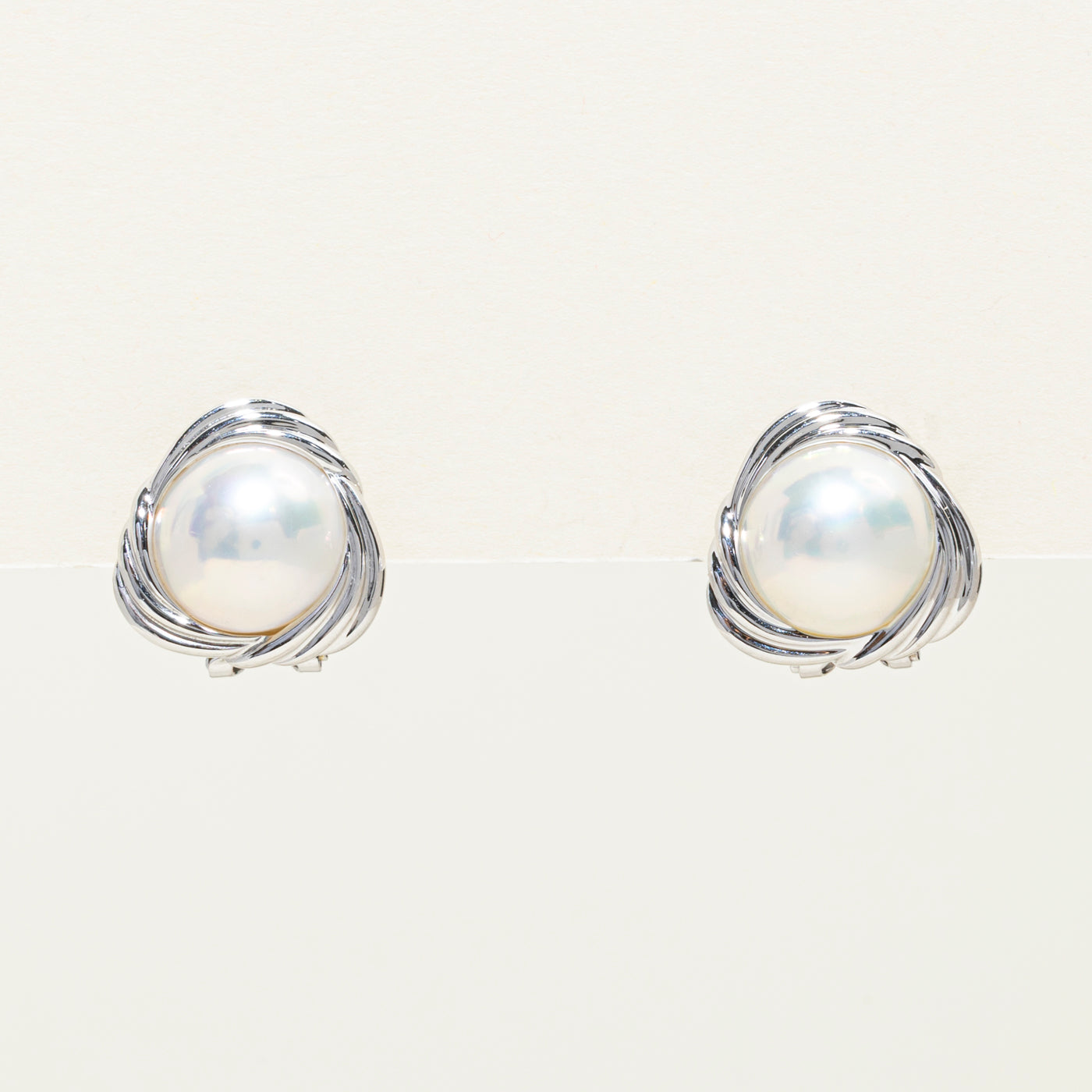 14K Mabé Pearl Grooved Stud Earrings