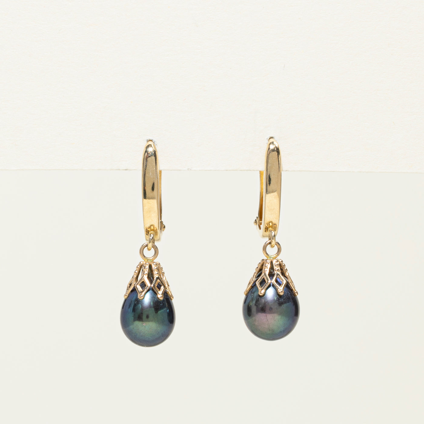 14K Black Pearl Drop Earrings
