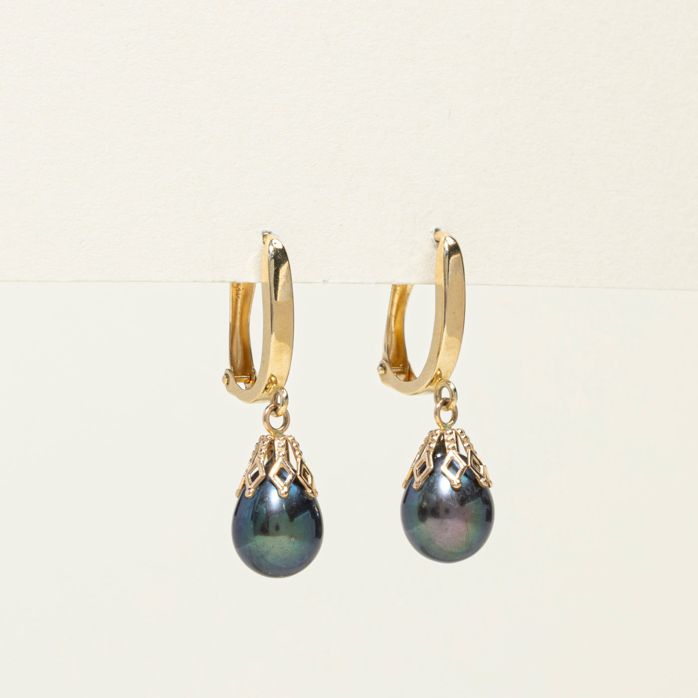 14K Black Pearl Drop Earrings