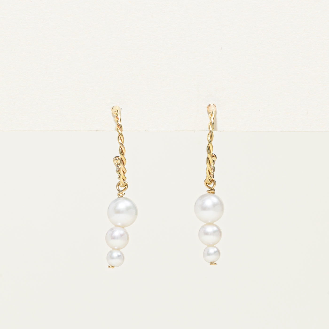 Boucles d'oreilles créoles pendantes en perles 14 carats