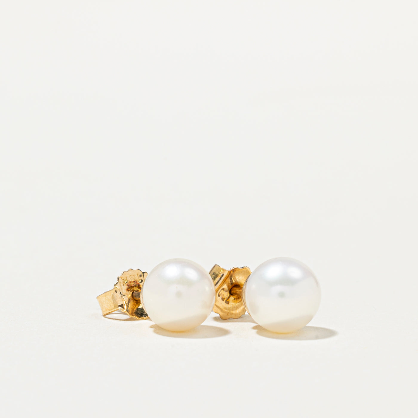 18K Pearl Stud Earrings