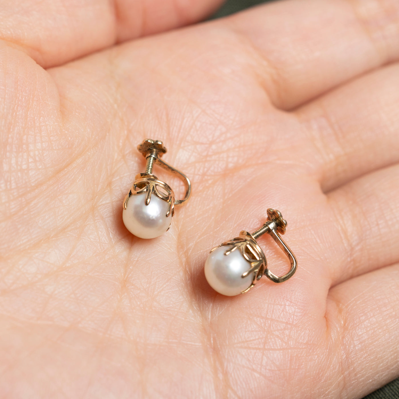 14K Solitaire Pearl Screw Clip On Stud Earrings
