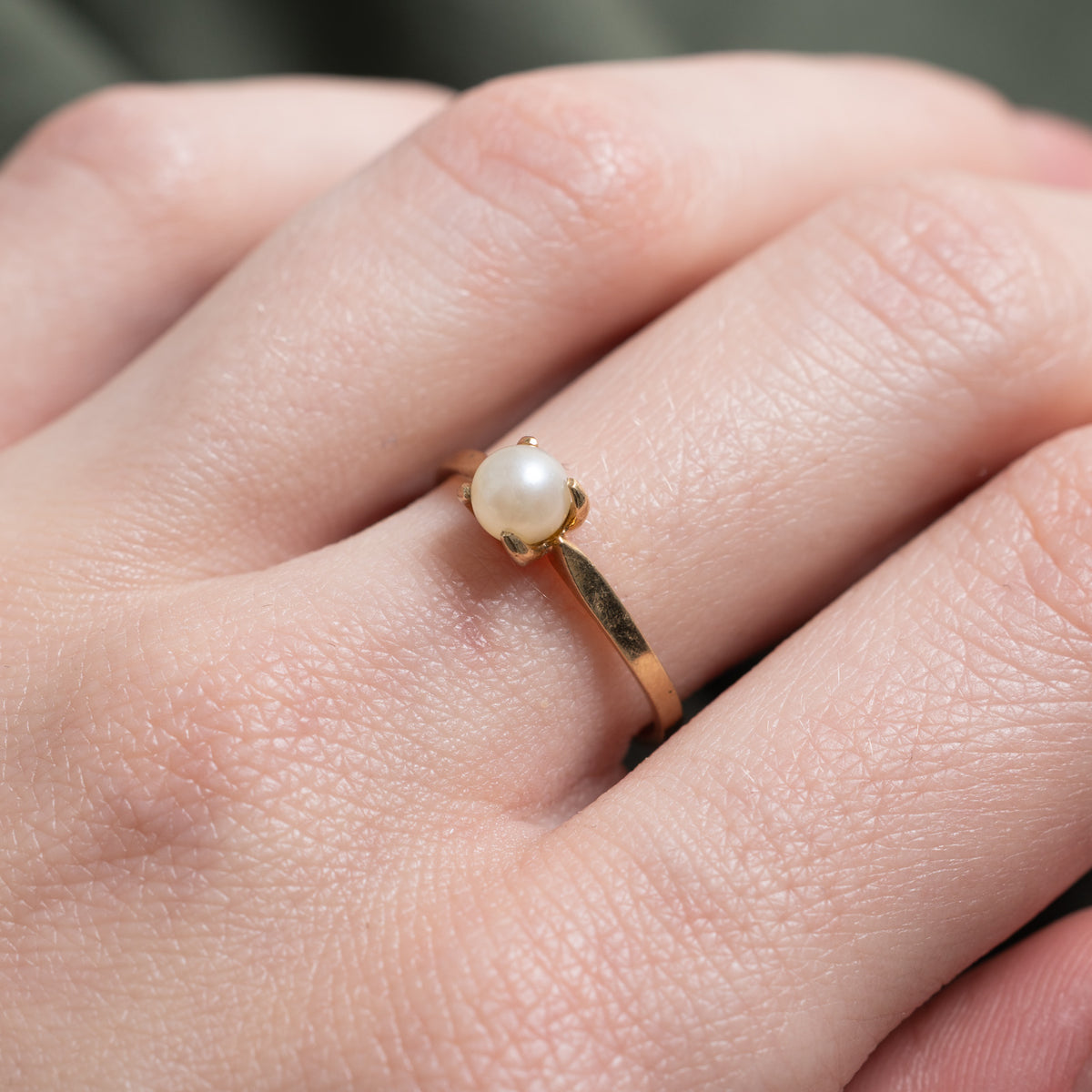 10k Solitaire Pearl Ring | SZ 6.25