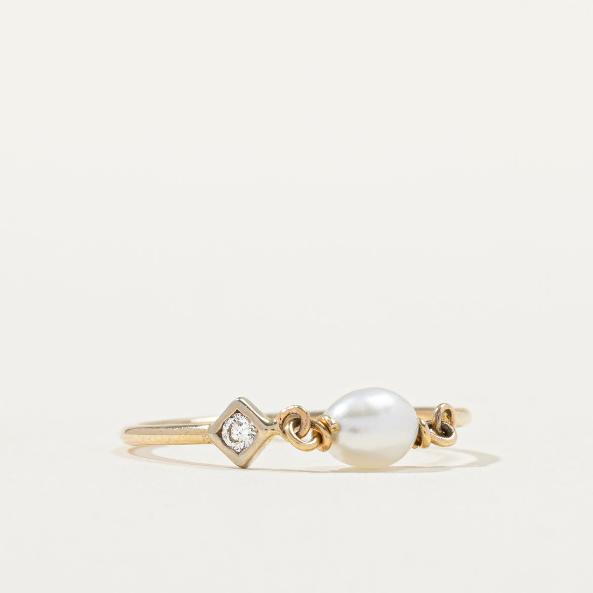 10k Pearl & Diamond Chain Linked Ring | 0.03ct | SZ 5.25