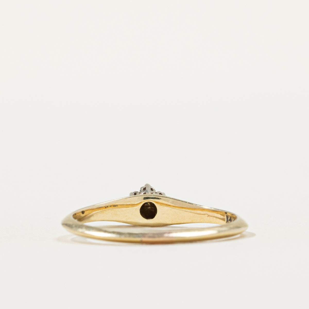 14k Belcher Set Pearl Petite Ring | SZ 7
