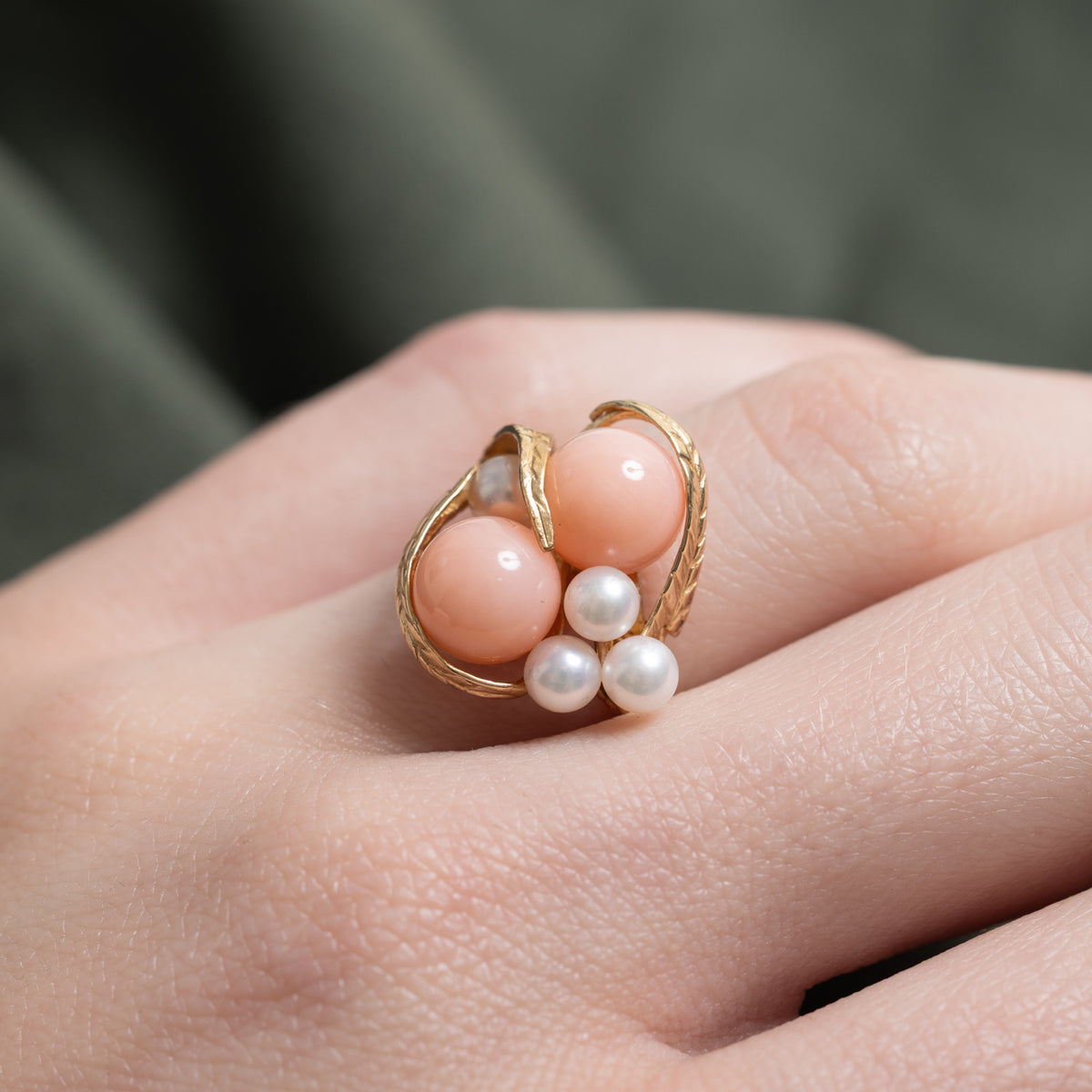 14k Coral & Pearl Engraved Floral Cocktail Ring | 5.80ctw | SZ 5.25