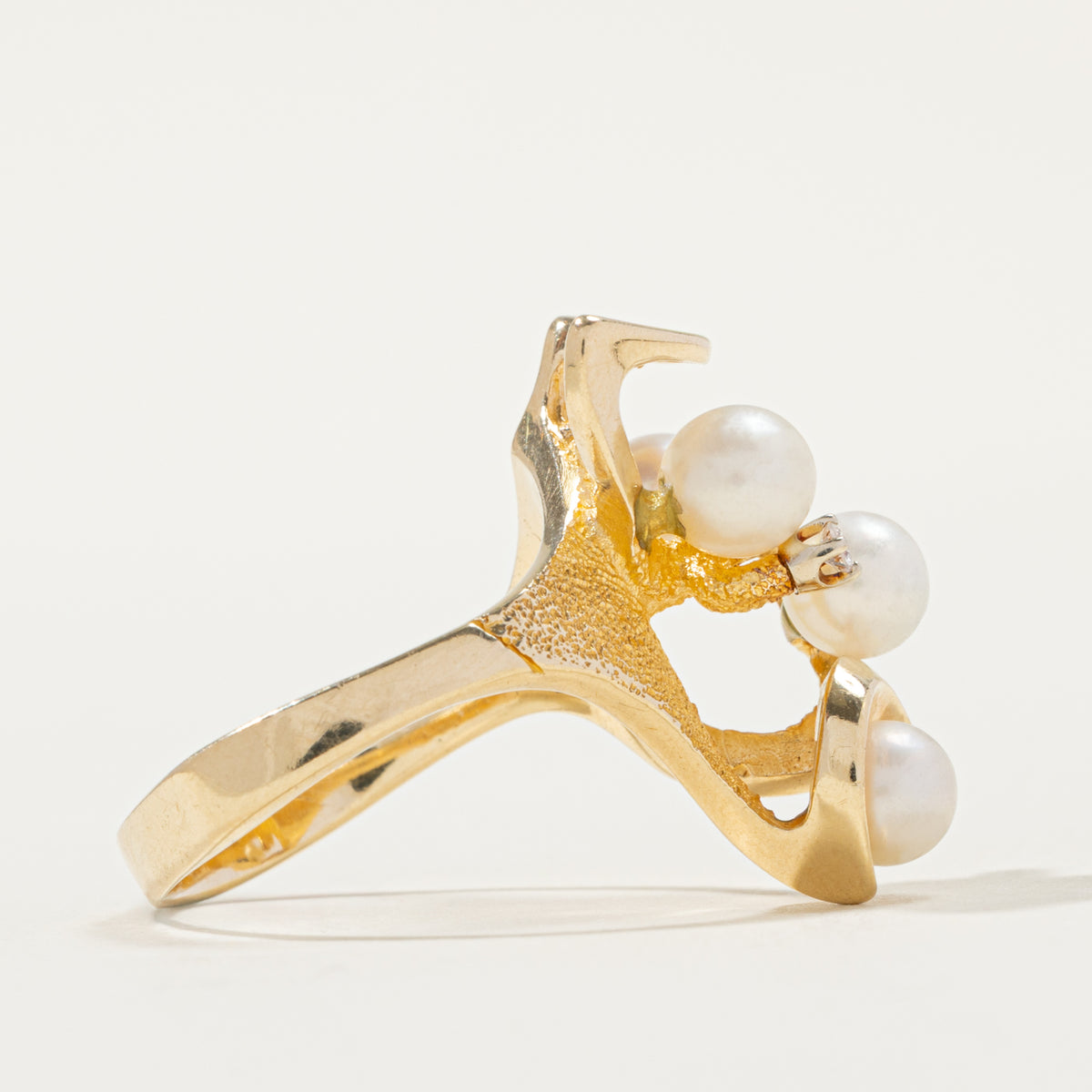 14k Pearl & Diamond Textured Abstract Cocktail Ring | 0.04ctw | SZ 8.75