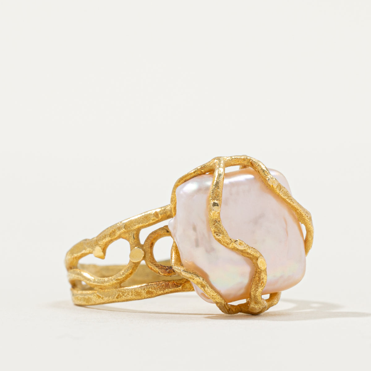 20k Solitaire Pearl Openwork & Nuggety Cocktail Ring | SZ 8.25