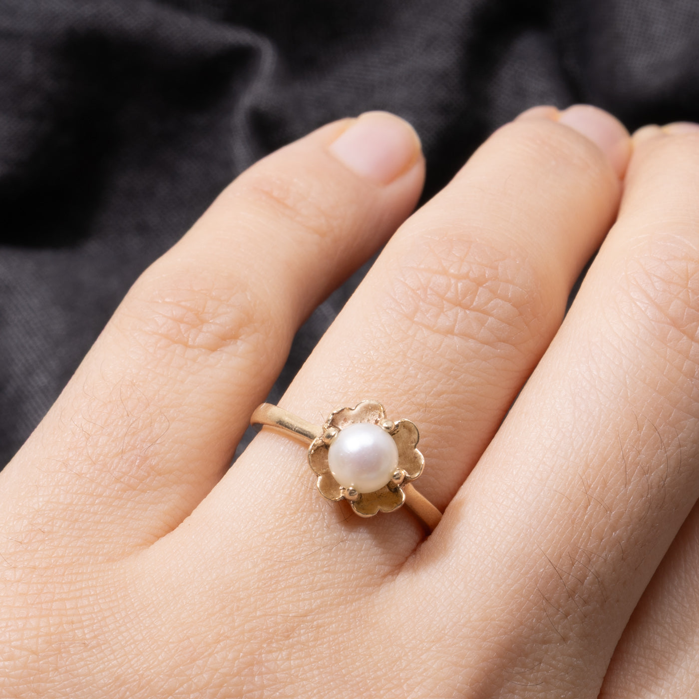 10k Pearl Flower Ring | SZ 5.5