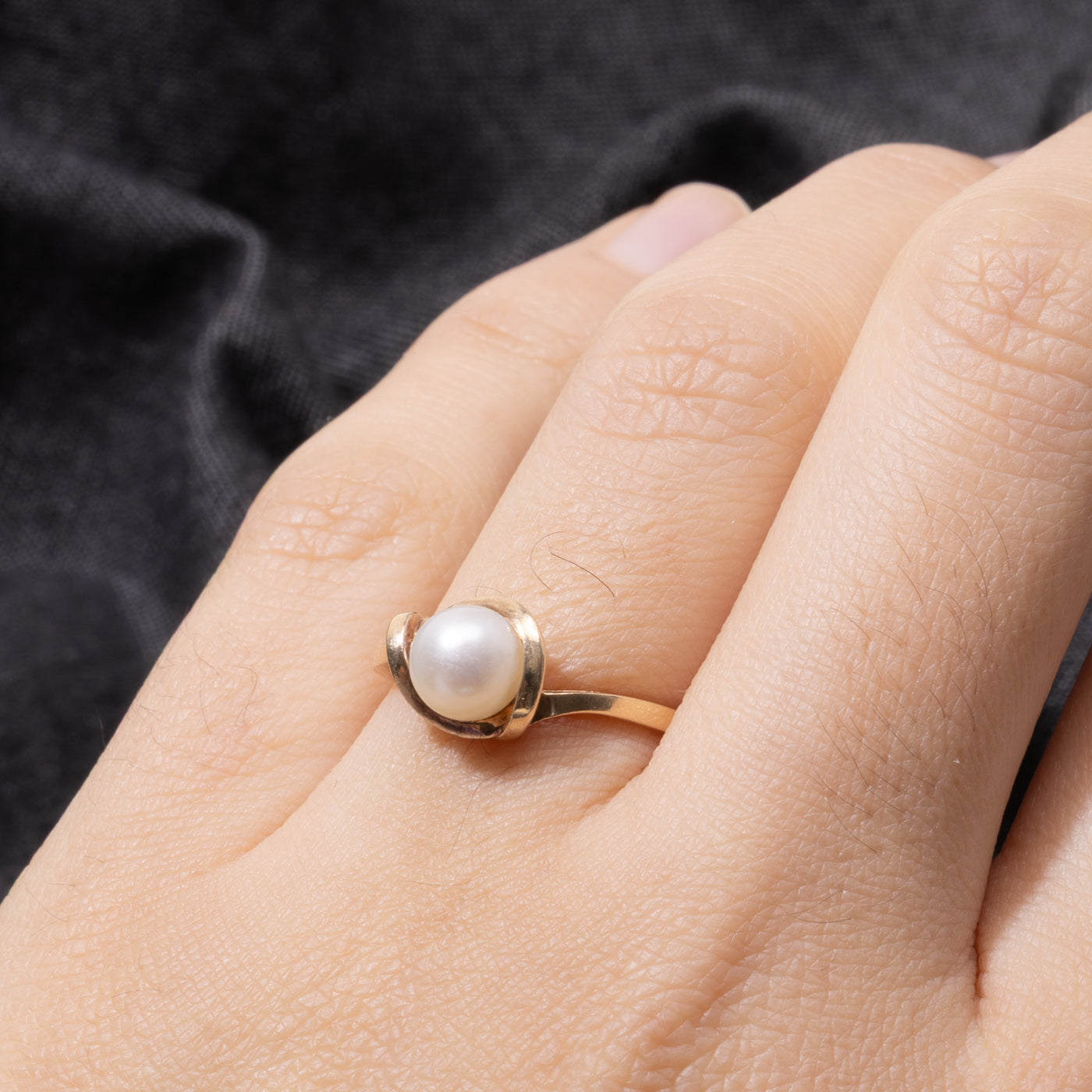 10k Pearl Abstract Ring | SZ 6.5