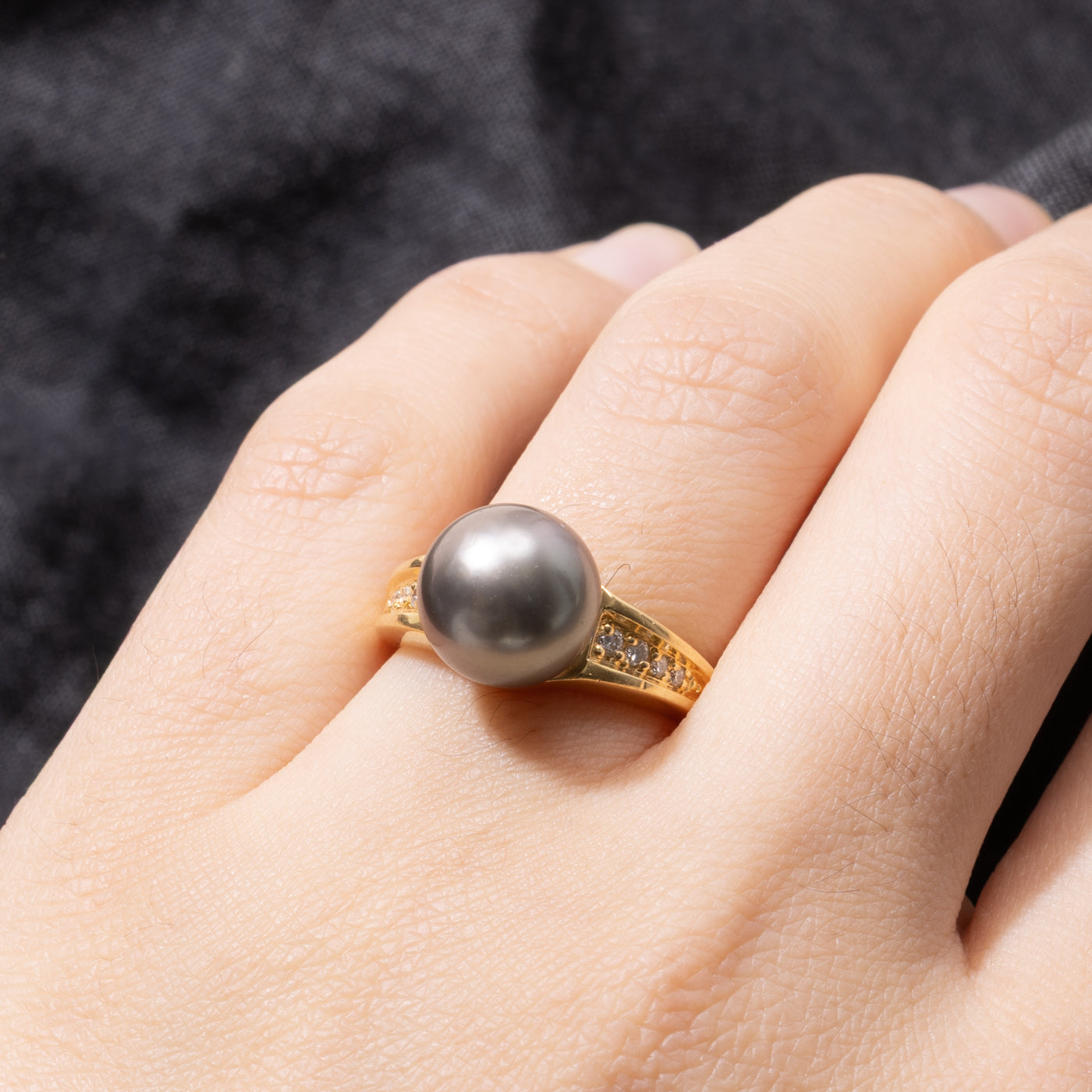 18k Black Pearl & Diamond Accented Ring | SZ 6.5
