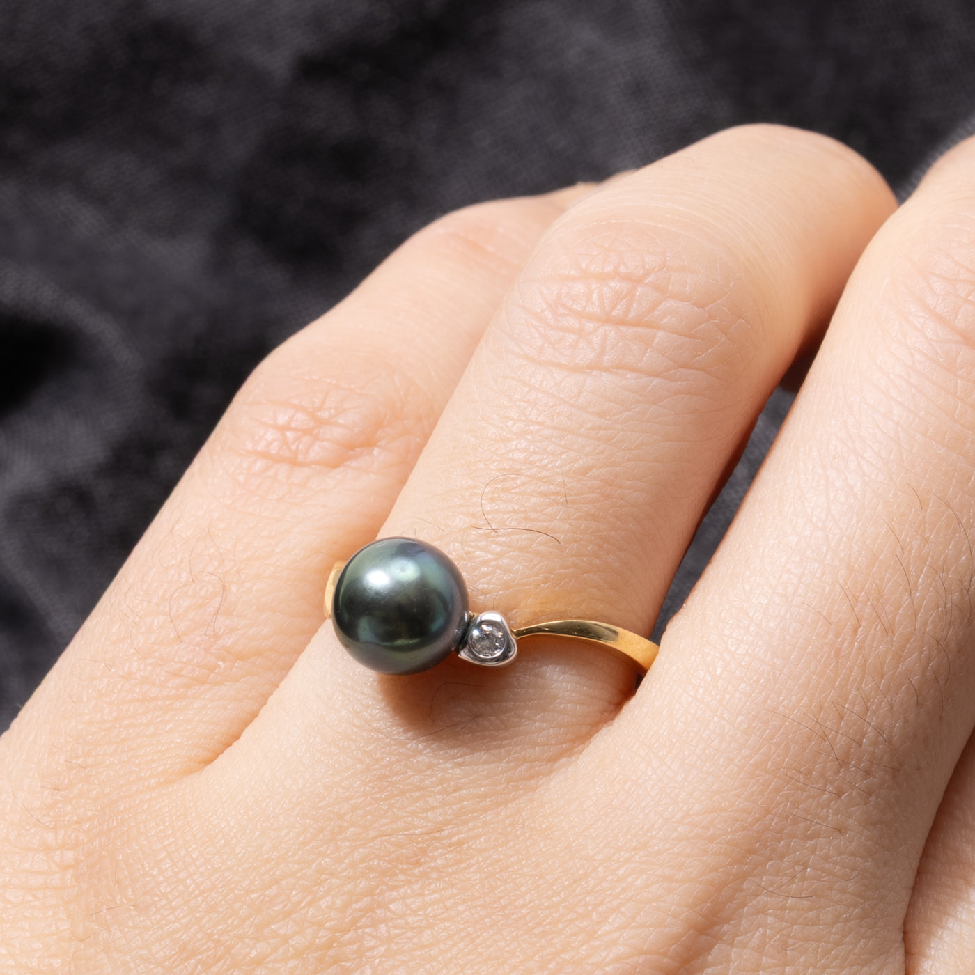 18k Pearl & Diamond Wavy Ring | SZ 7.75