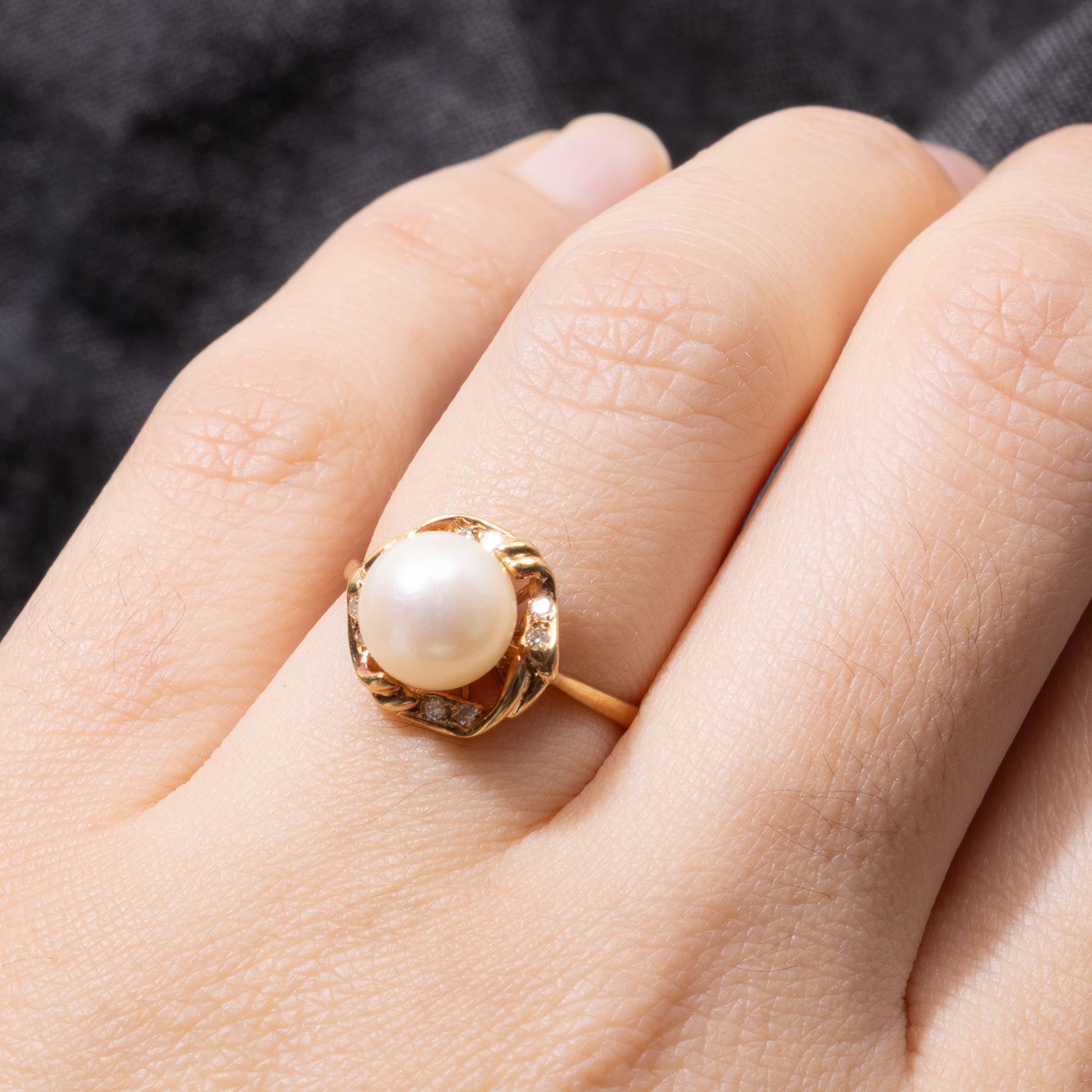 14k Pearl & Diamond Twisted Halo Ring | SZ 4.75